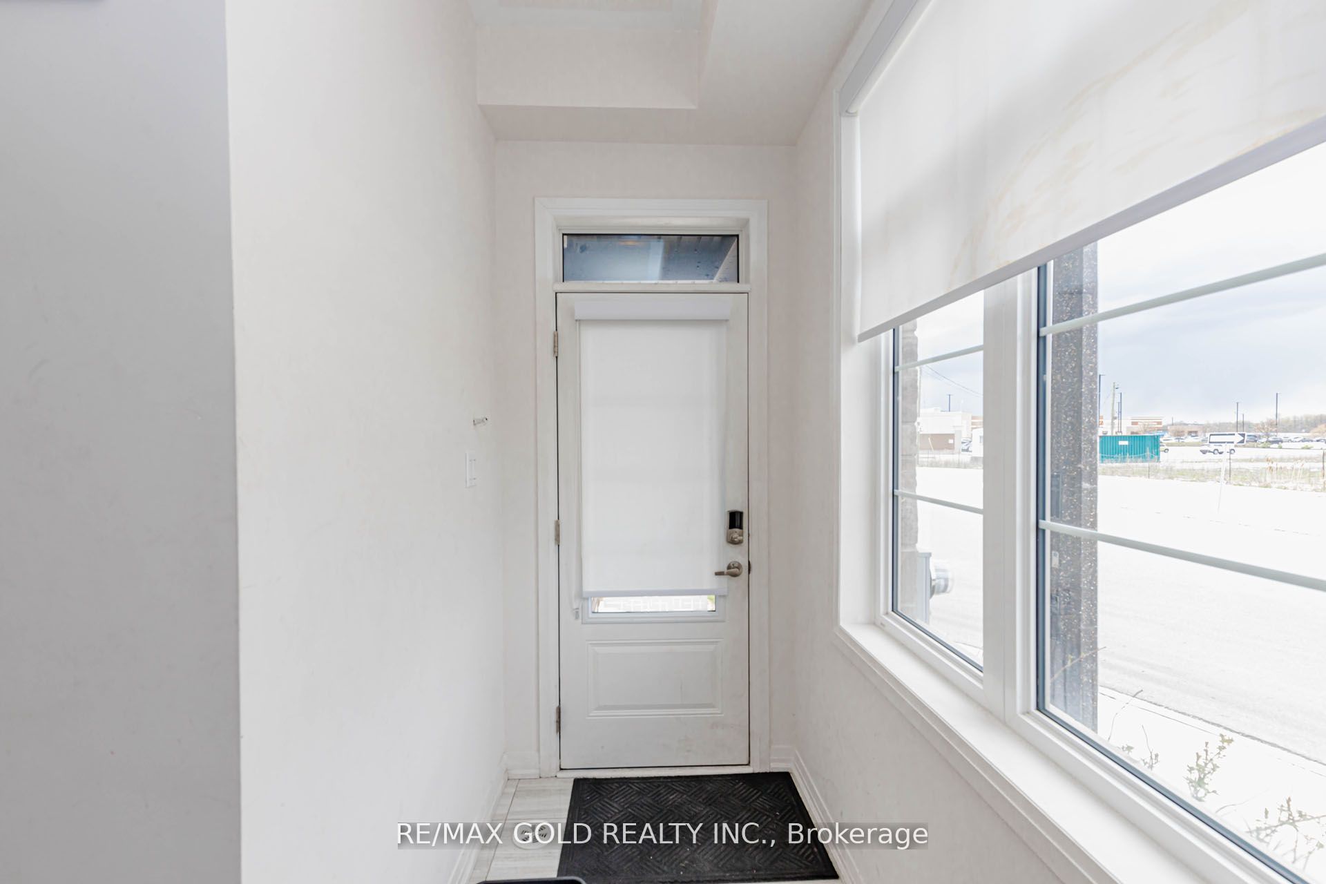111 Carneros Way, Markham, ON L6B 1R2 photo 4