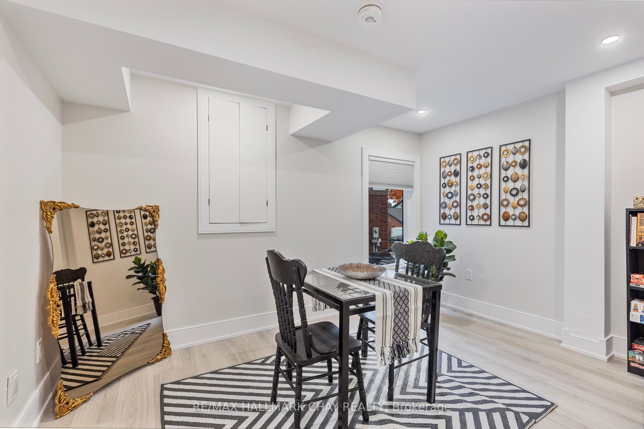 12 Tower Court Lower, Bradford West Gwillimbury, ON L3Z 2V2 photo 4