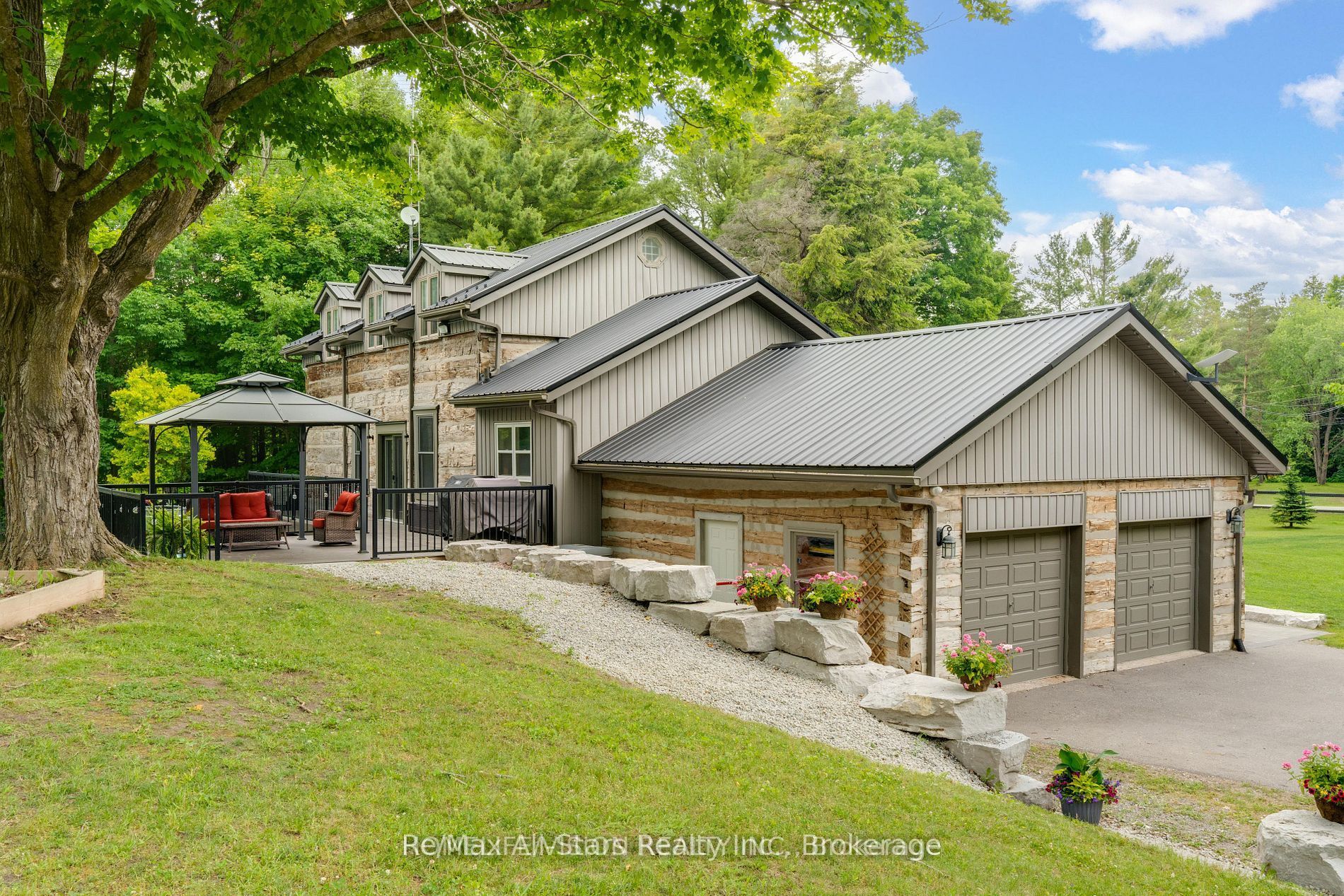 24 The Pines Lane, Brock, ON L0C 1H0 photo 4