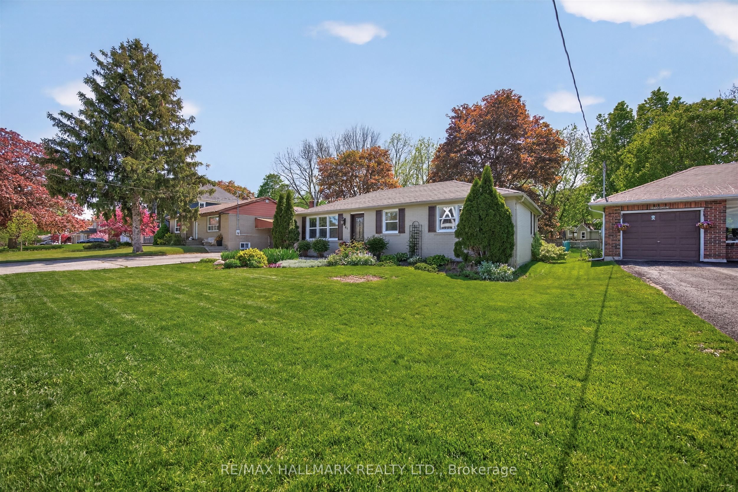 84 Park Drive, Whitchurch-Stouffville, ON L4A 4T3 photo 5