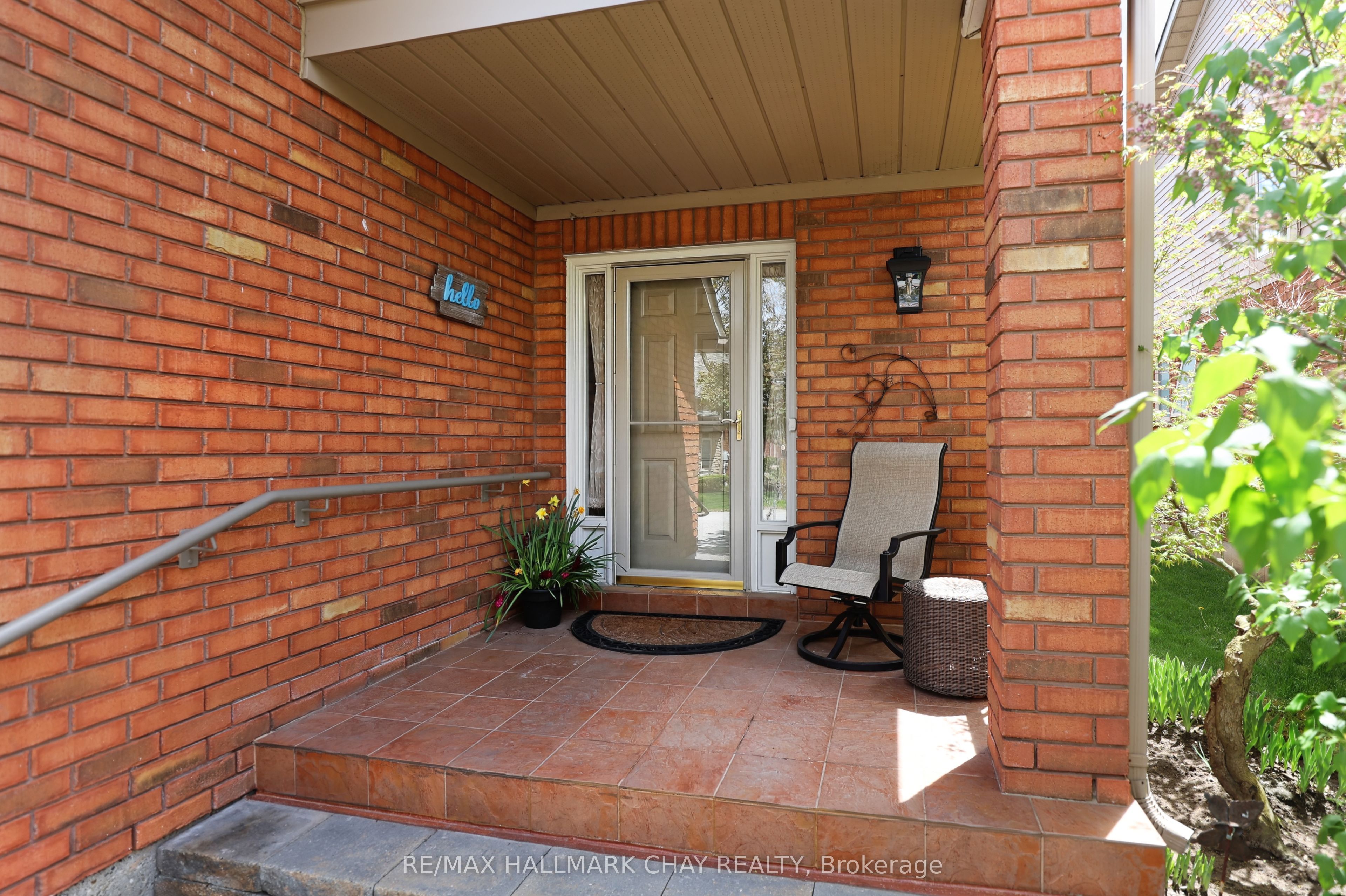 21 Briar Gate Way, New Tecumseth, ON L9R 2A7 photo 4