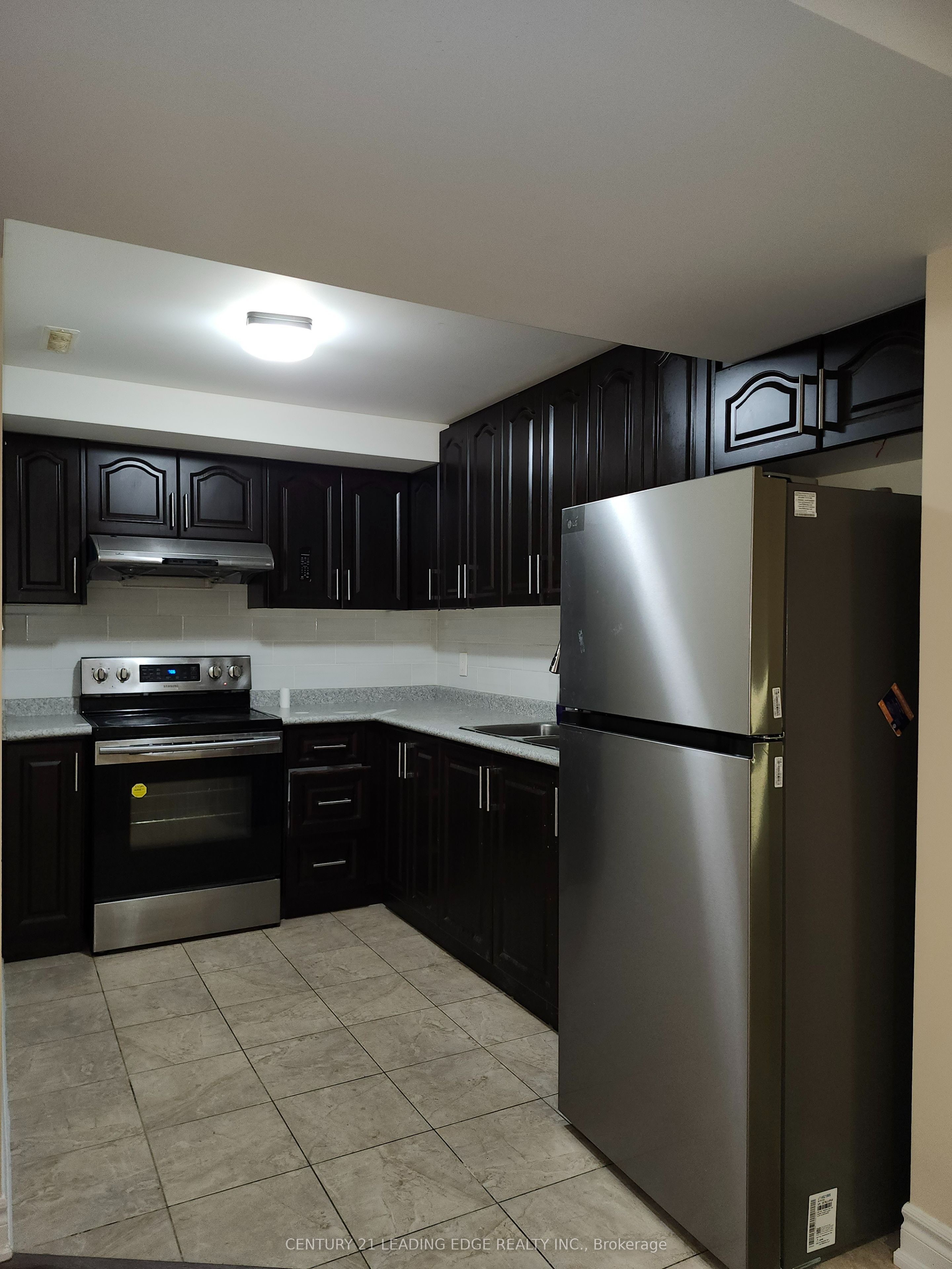 140 Roxbury Street BSMT, Markham, ON L3S 3T4 photo 3