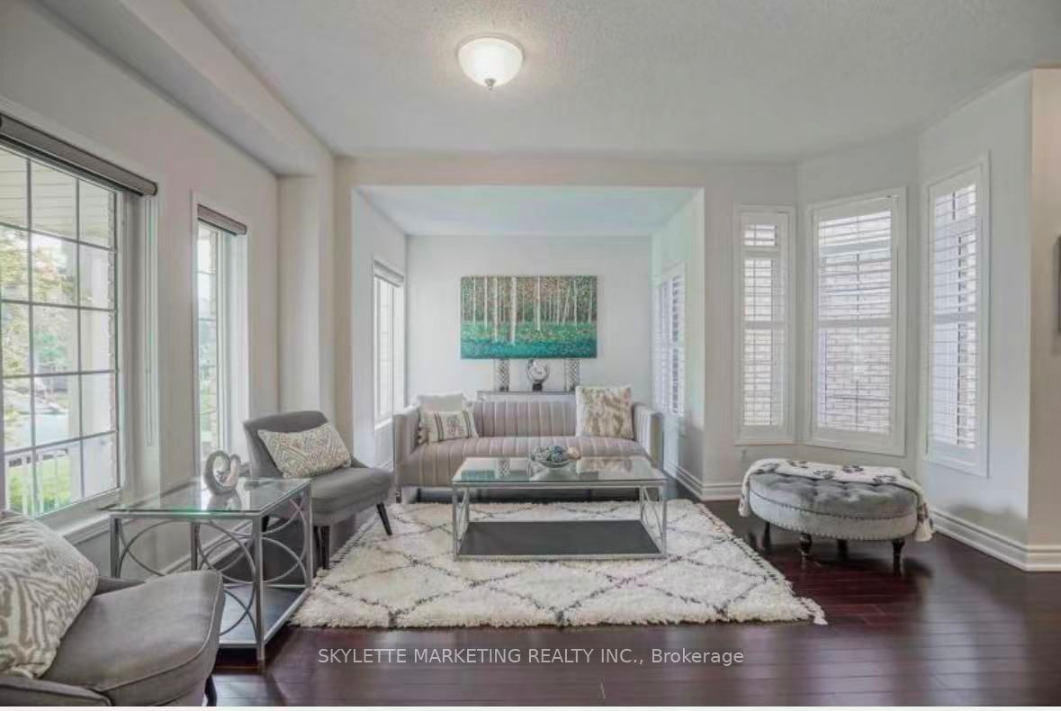 100 Emery Hill Boulevard, Markham, ON L6C 2S6 photo 4