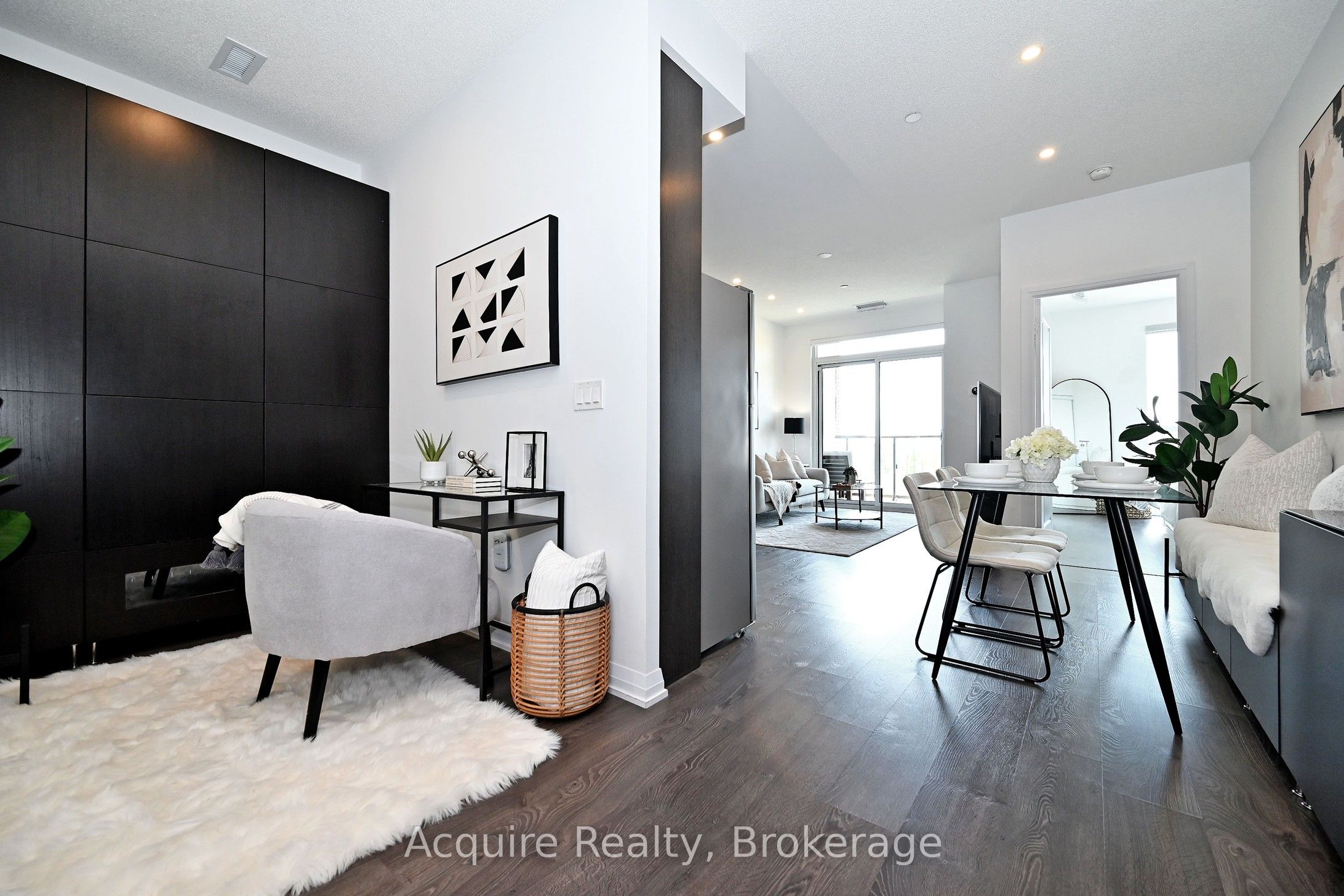 9560 Markham Road 702, Markham, ON L6E 0T9 photo 3