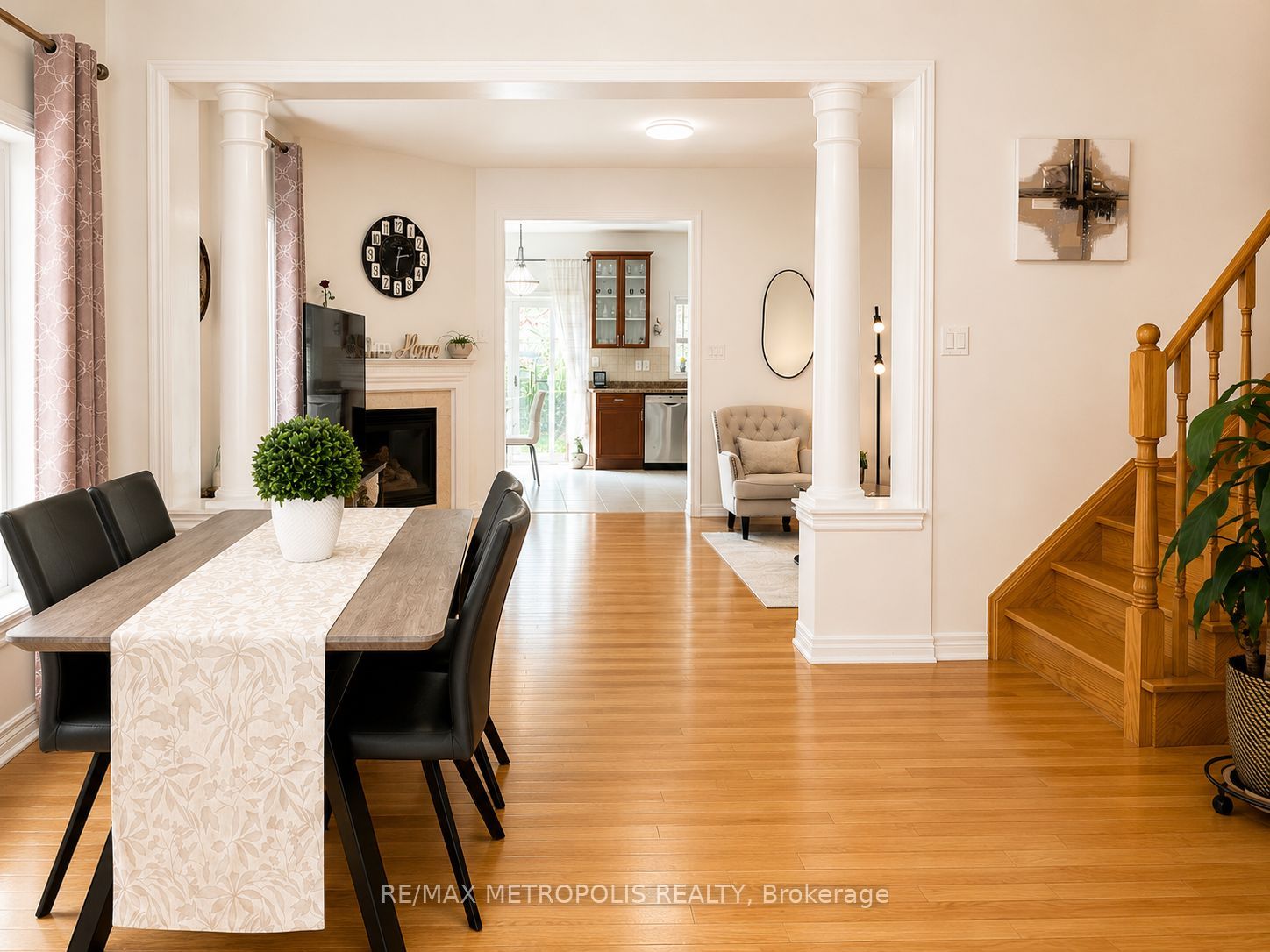 58 Lady Loretta Lane, Vaughan, ON L6A 4E9 photo 3