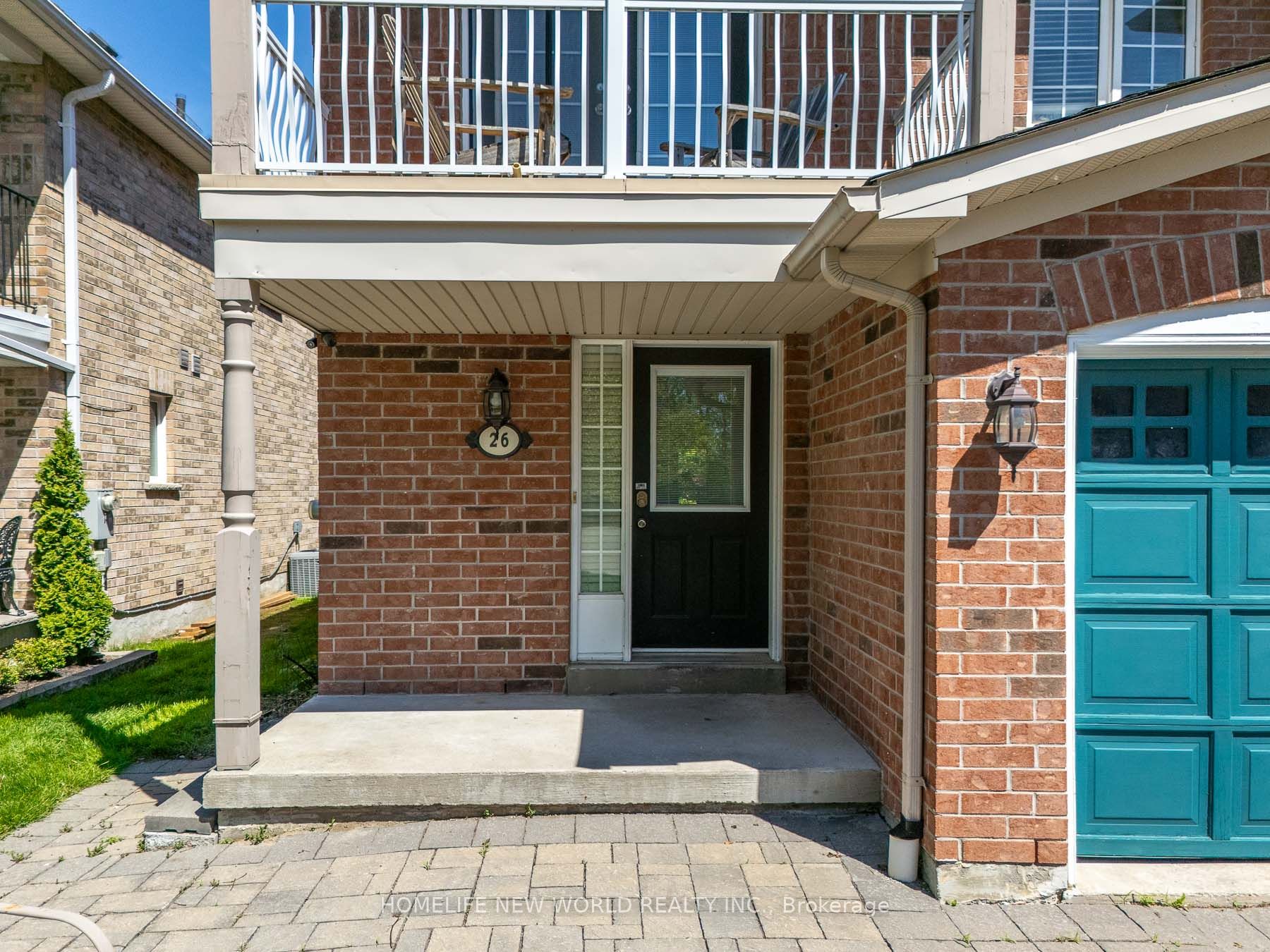 26 Cape Breton Court, Richmond Hill, ON L4E 3W4 photo 4