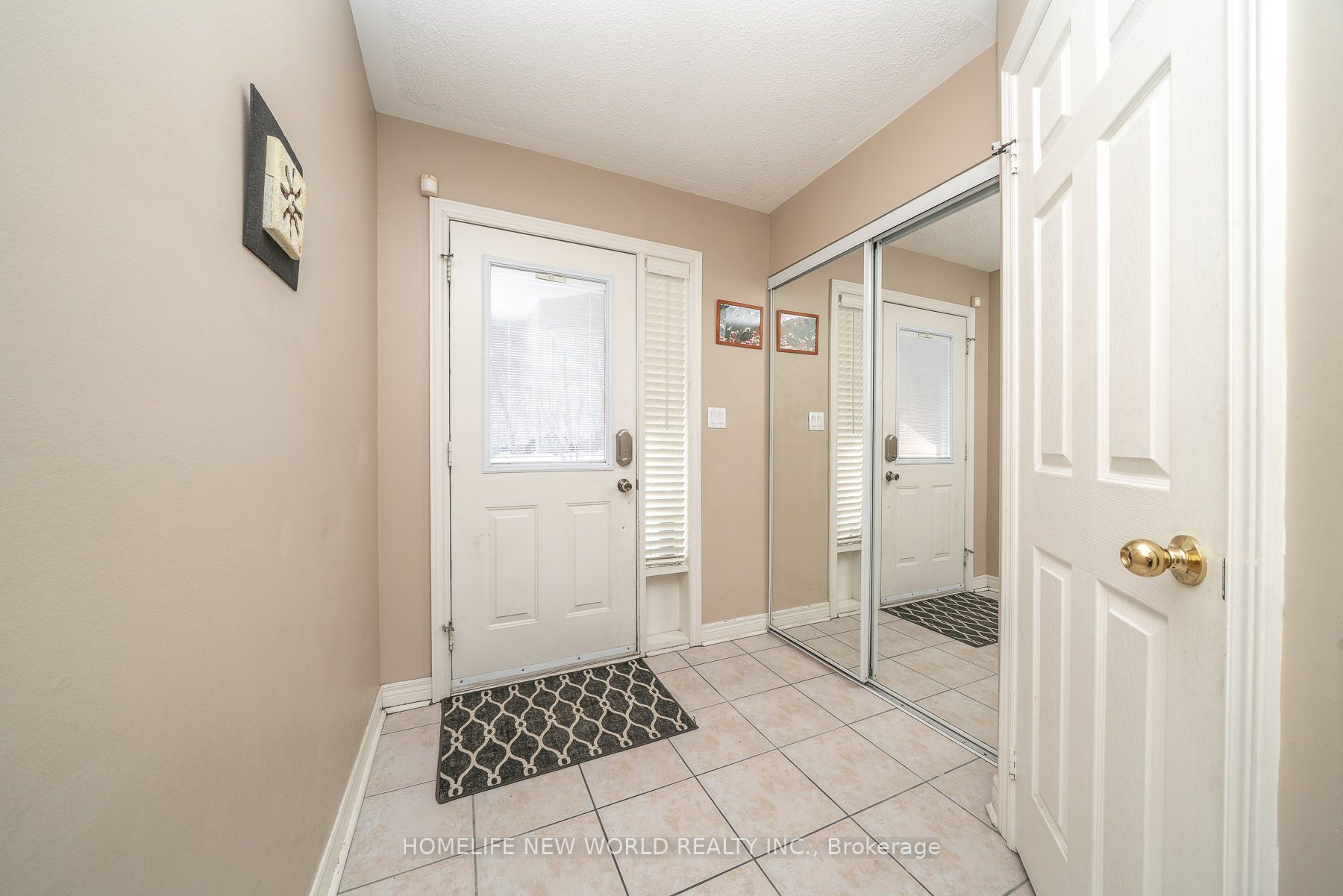 26 Cape Breton Court, Richmond Hill, ON L4E 3W4 photo 5