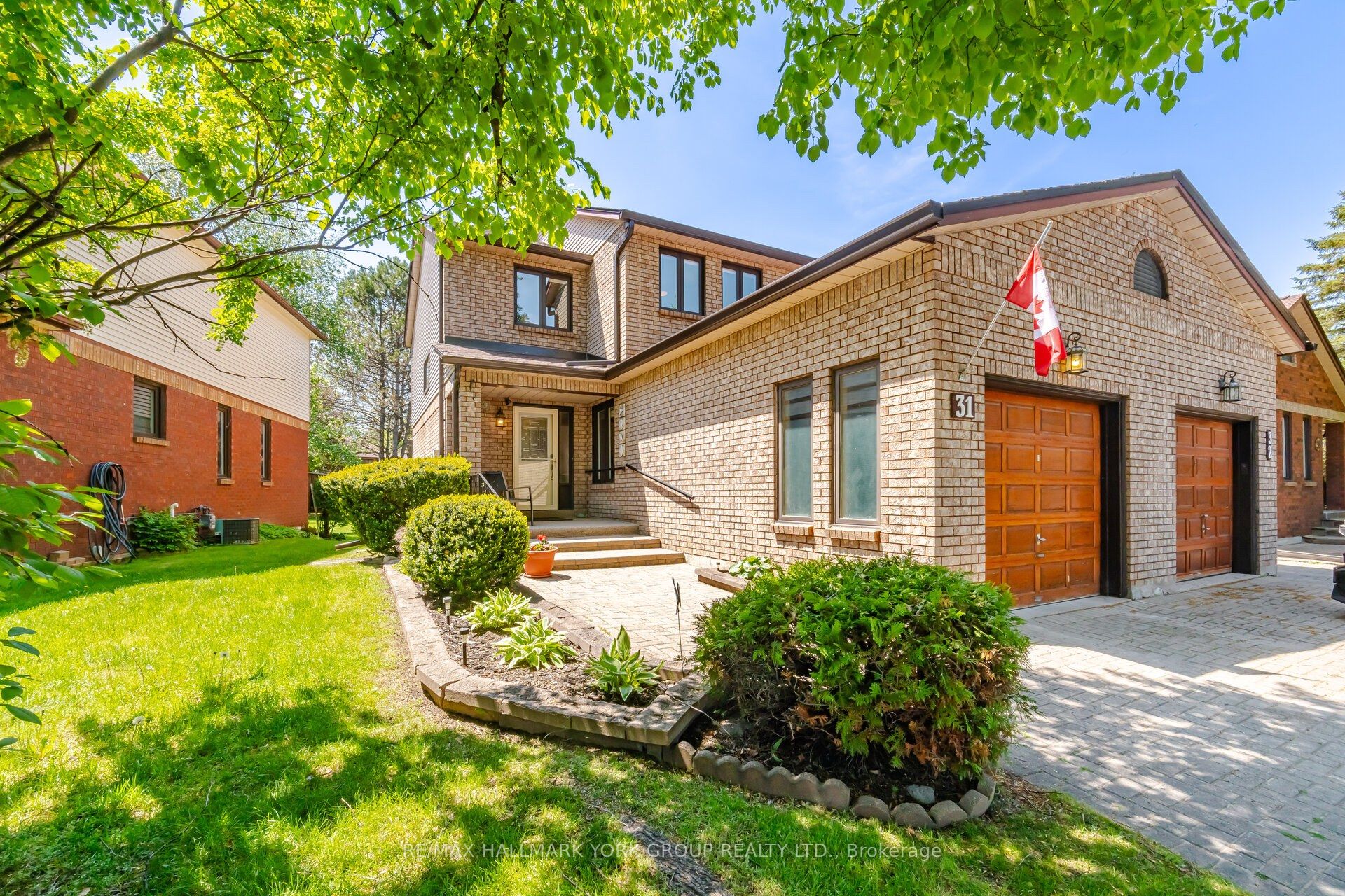 31 Parkette Drive, New Tecumseth, ON L9R 1R7 photo 2