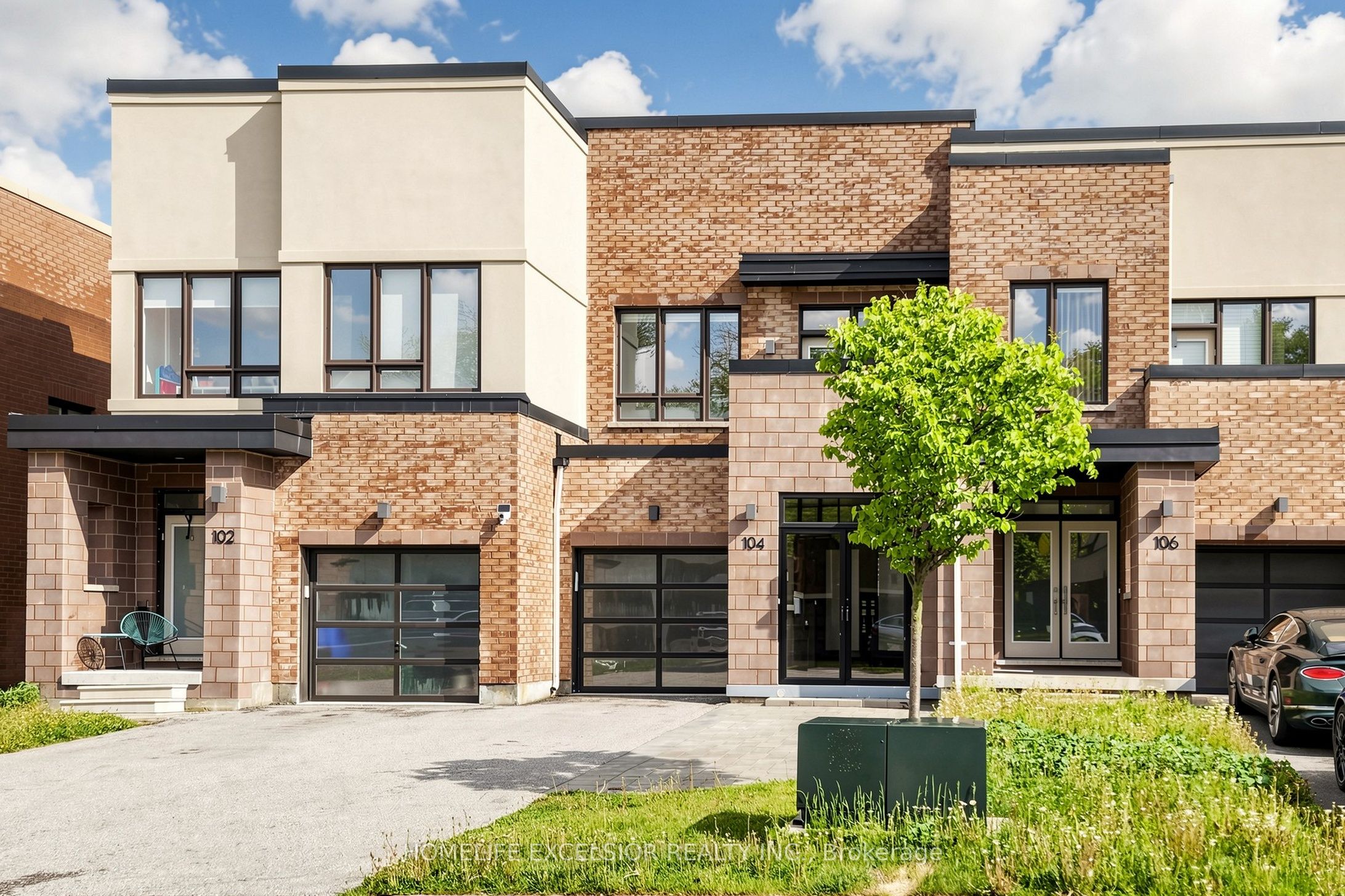 104 Dariole Drive, Richmond Hill, ON L4E 0Y8 photo 3