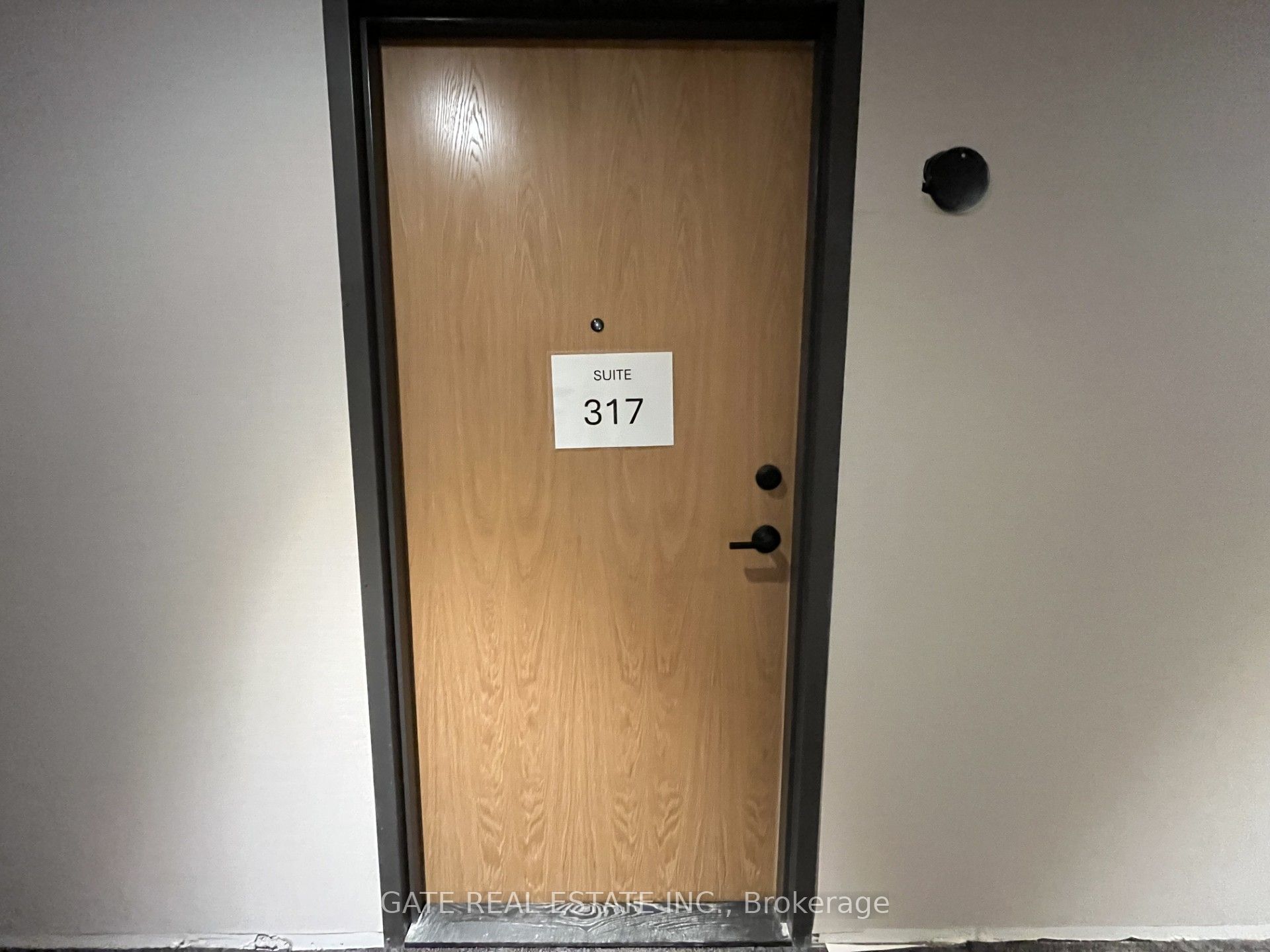 8 Beverley Glen Boulevard C-317, Vaughan, ON L4J 0L5 photo 3