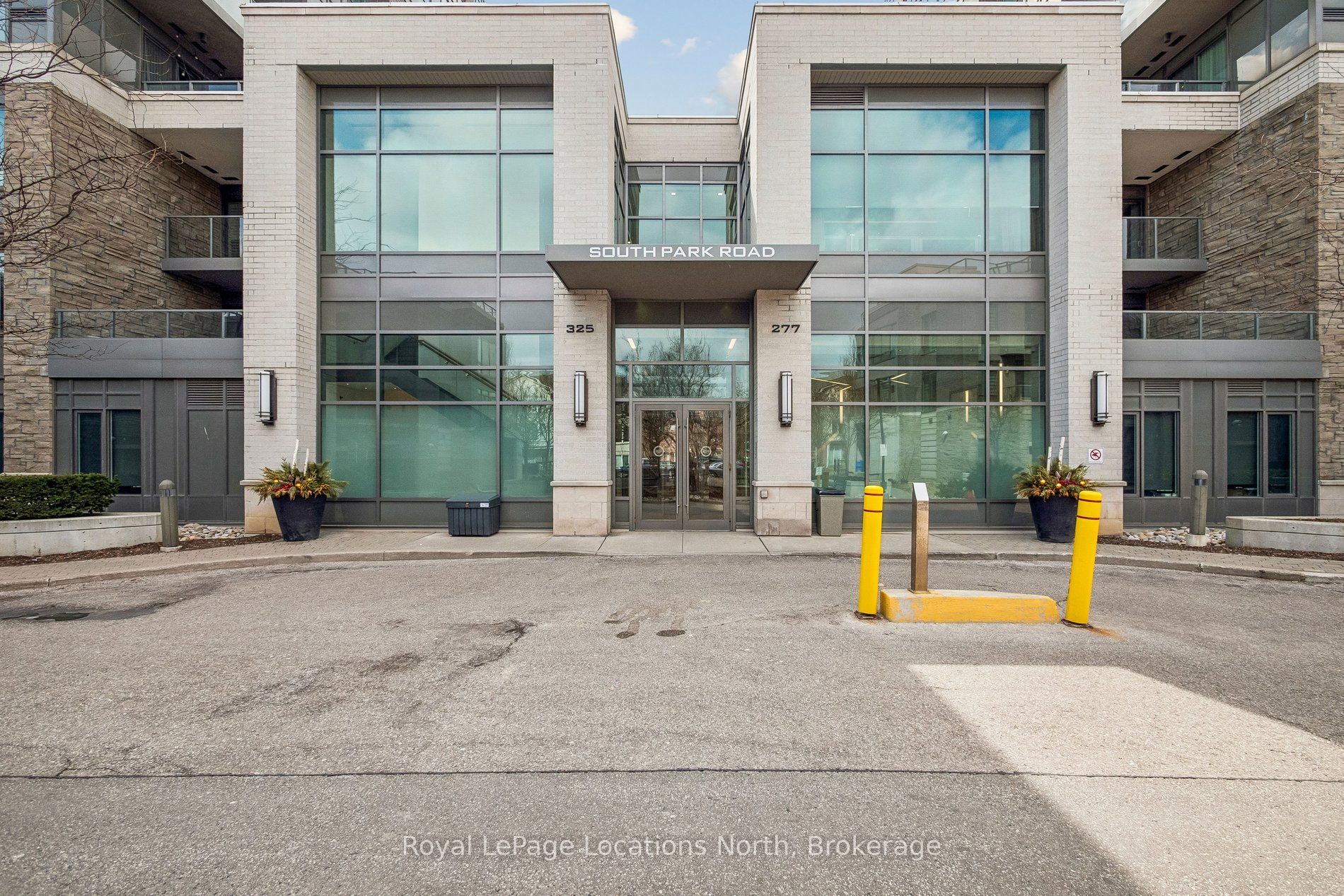 277 South Park Road 810, Markham, ON L3T 0B7 photo 2