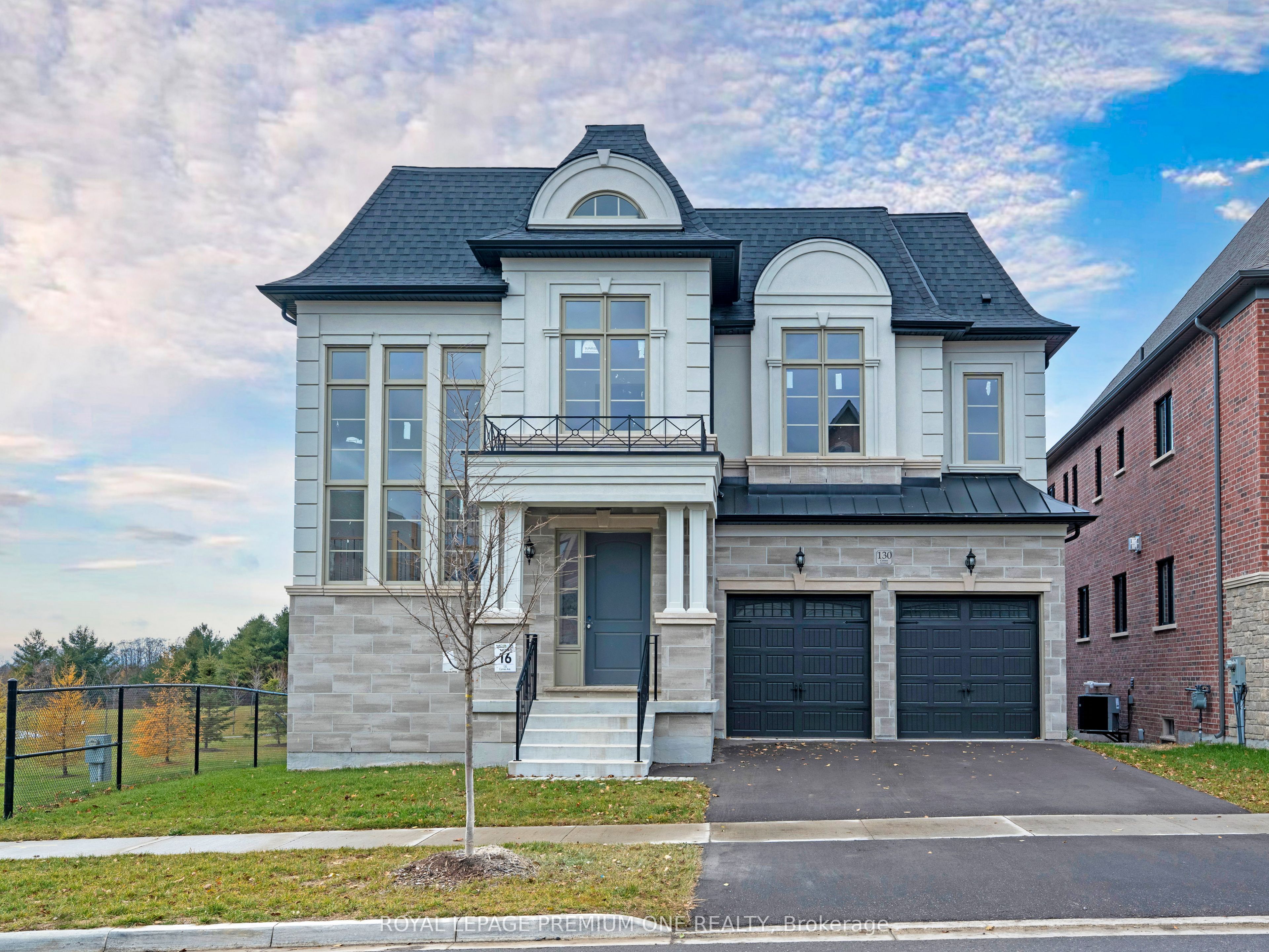 130 Cannes Avenue, Vaughan, ON L4H 5A8 photo 2