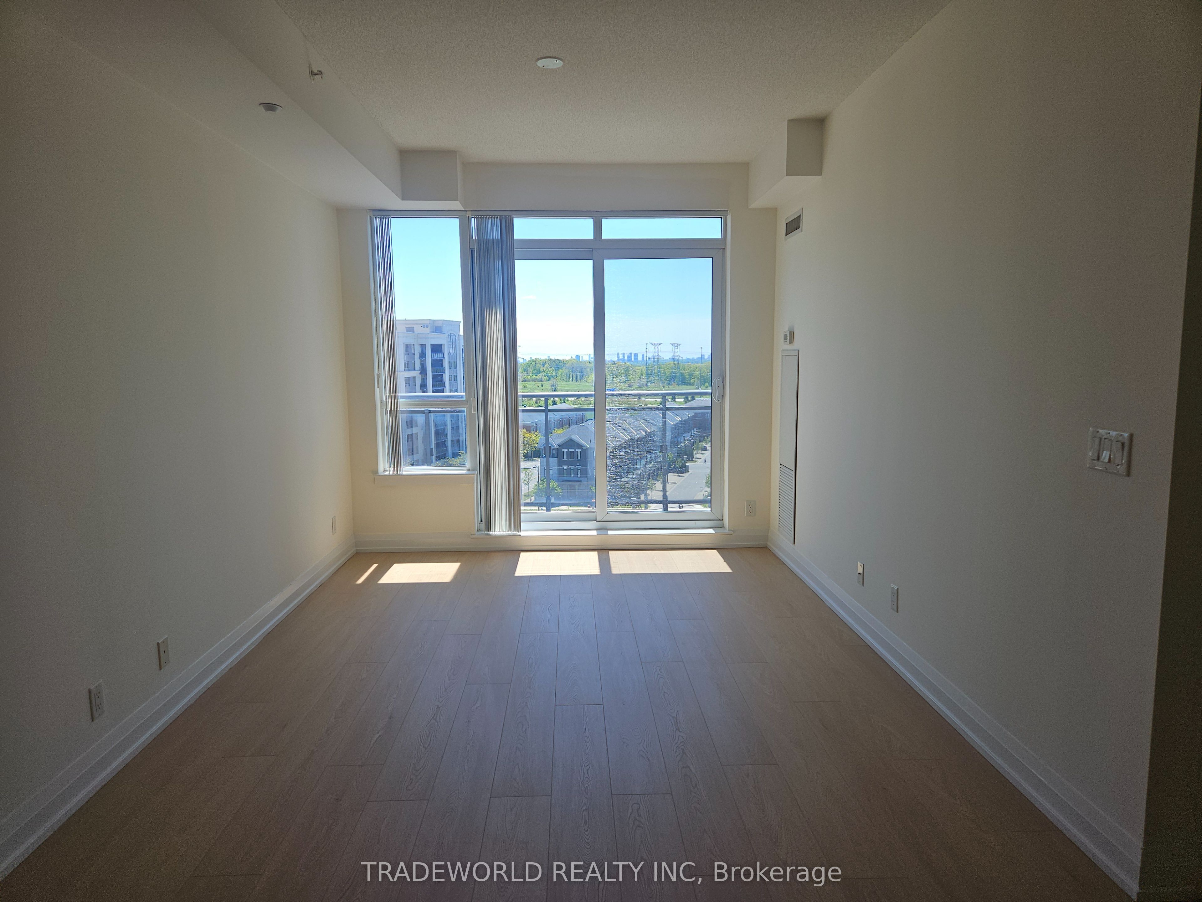 370 Highway 7 E 1009, Richmond Hill, ON L4B 0C4 photo 3