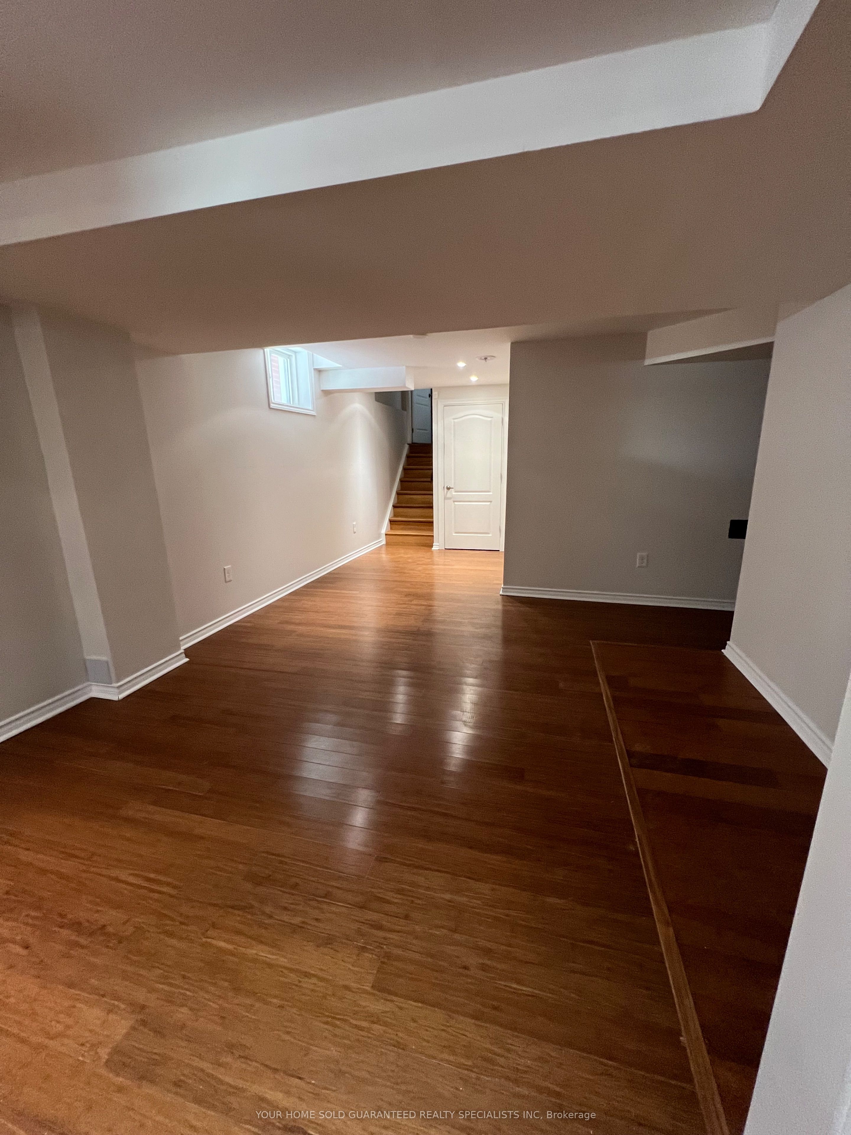 74 Bulmer Crescent, Newmarket, ON L3X 3K1 photo 4