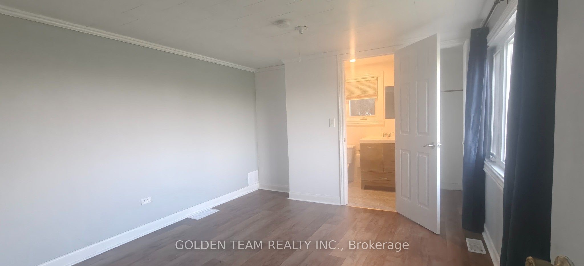 506 The Queensway S, Georgina, ON L4P 2E4 photo 4