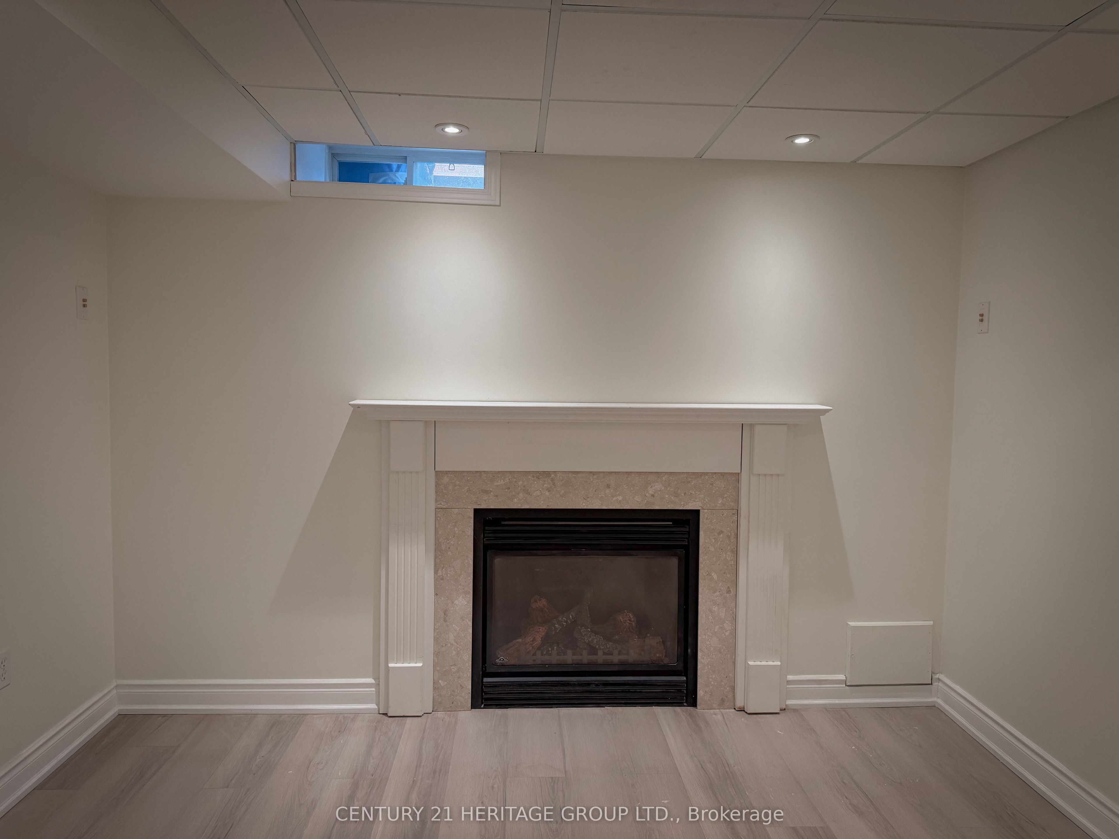 11 Birdsong Street Bsmnt, Richmond Hill, ON L4E 5C2 photo 2