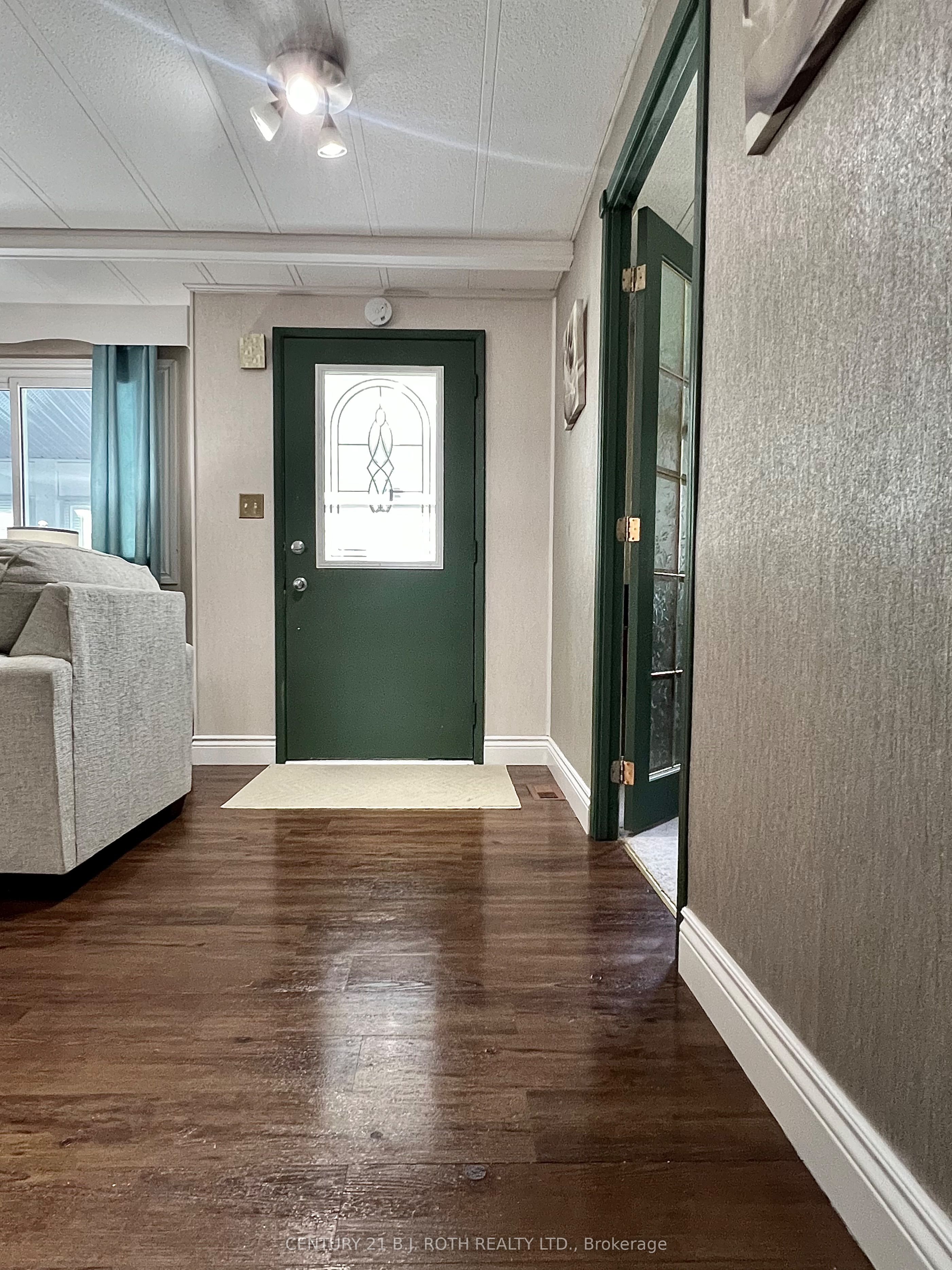 1 Nectarine Court, Innisfil, ON L9S 1M4 photo 4