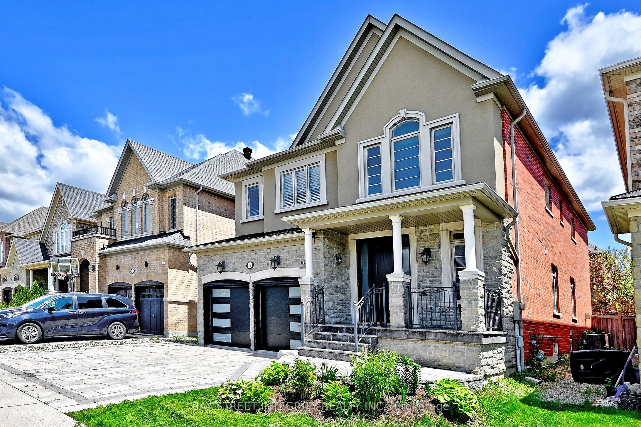 71 Allison Ann Way, Vaughan, ON L6A 0J4 photo 2
