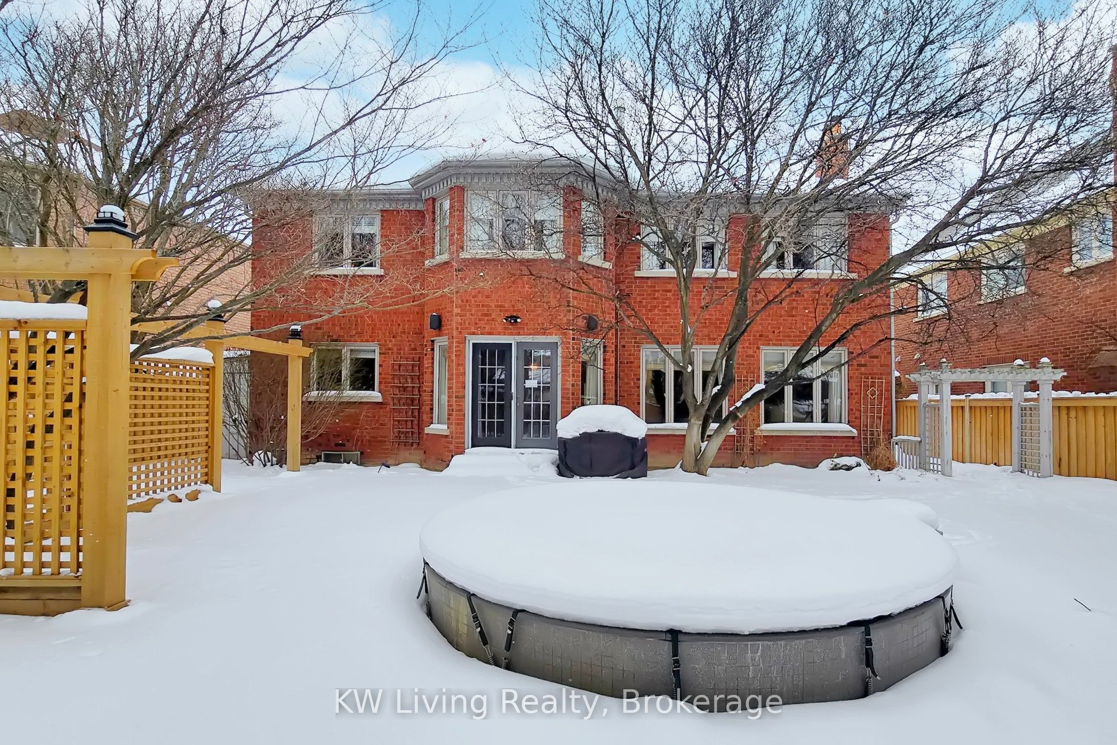 24 Highview Crescent, Richmond Hill, ON L4B 2T7 photo 4