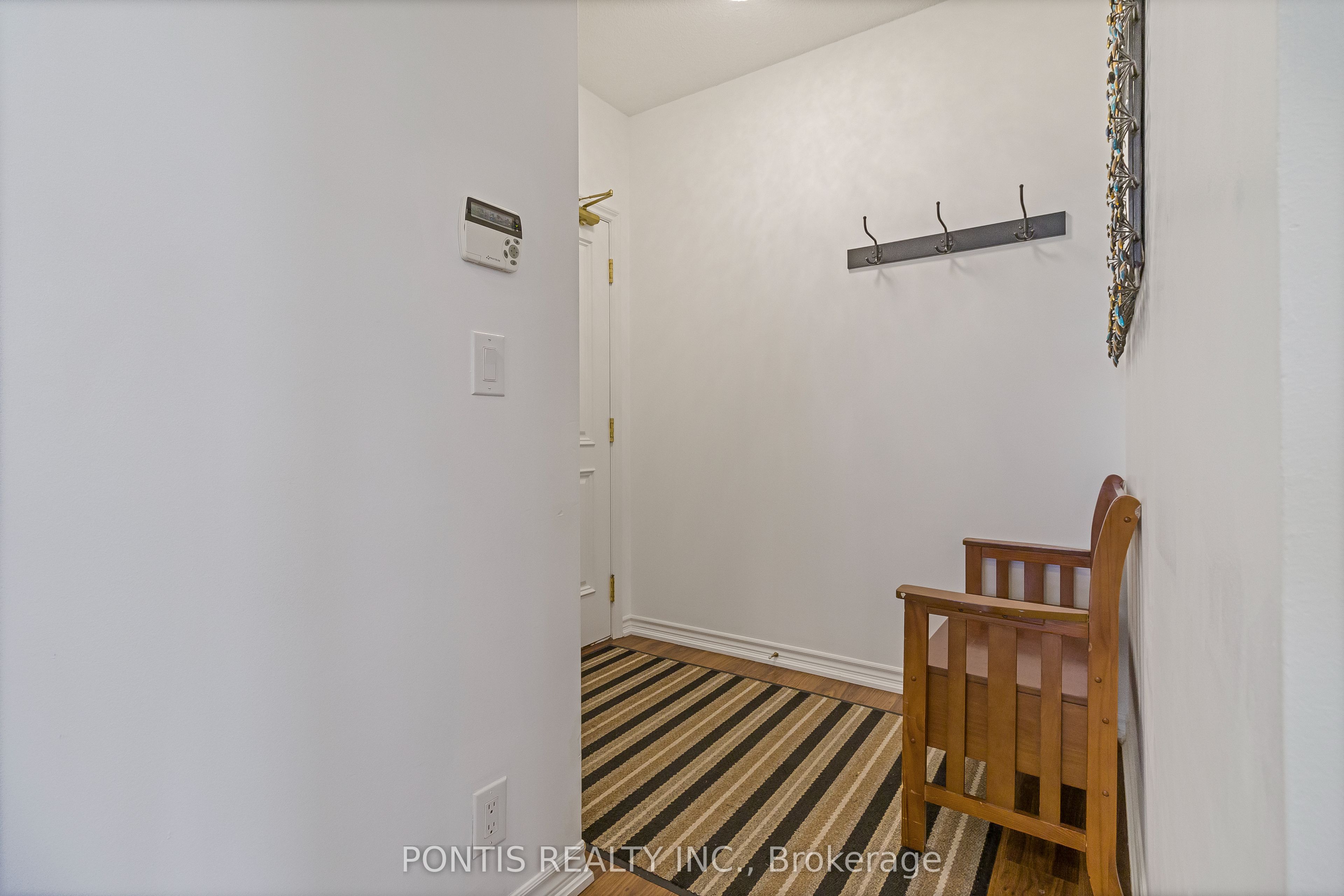 9235 Jane Street 412, Vaughan, ON L6A 0J8 photo 5