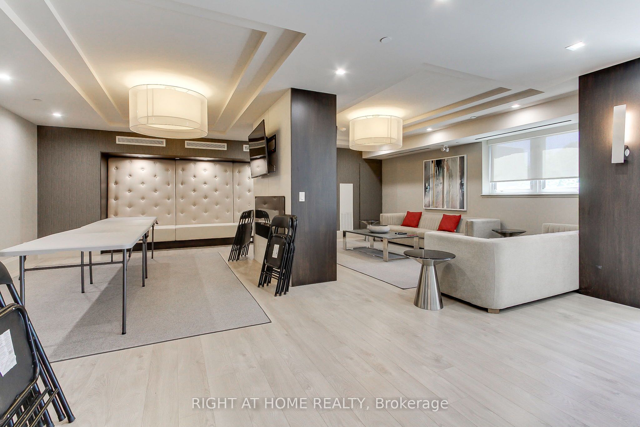 6235 Main Street 310, Whitchurch-Stouffville, ON L4A 4R3