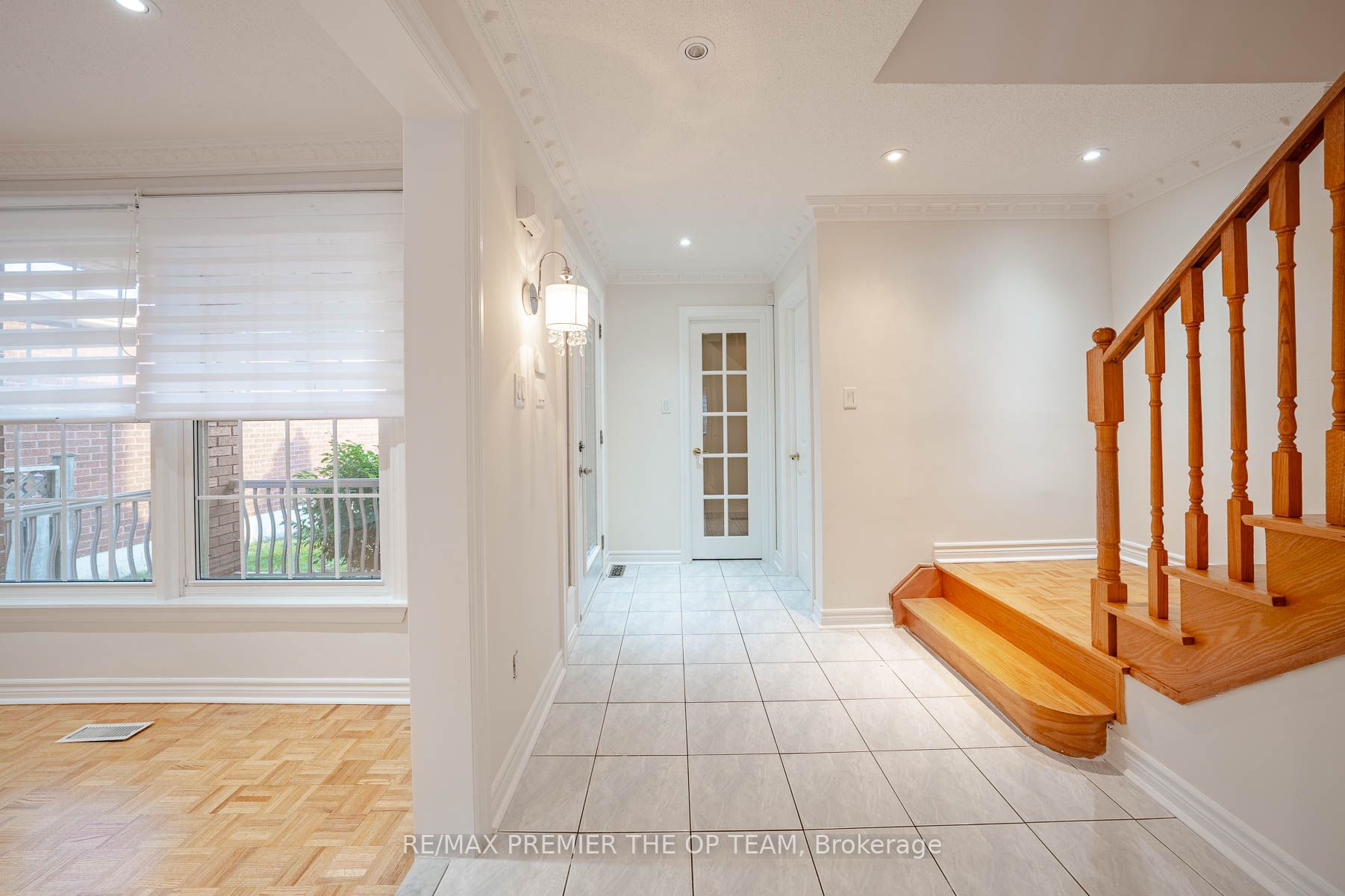 79 Governor Crescent, Vaughan, ON L4L 5G8 photo 4