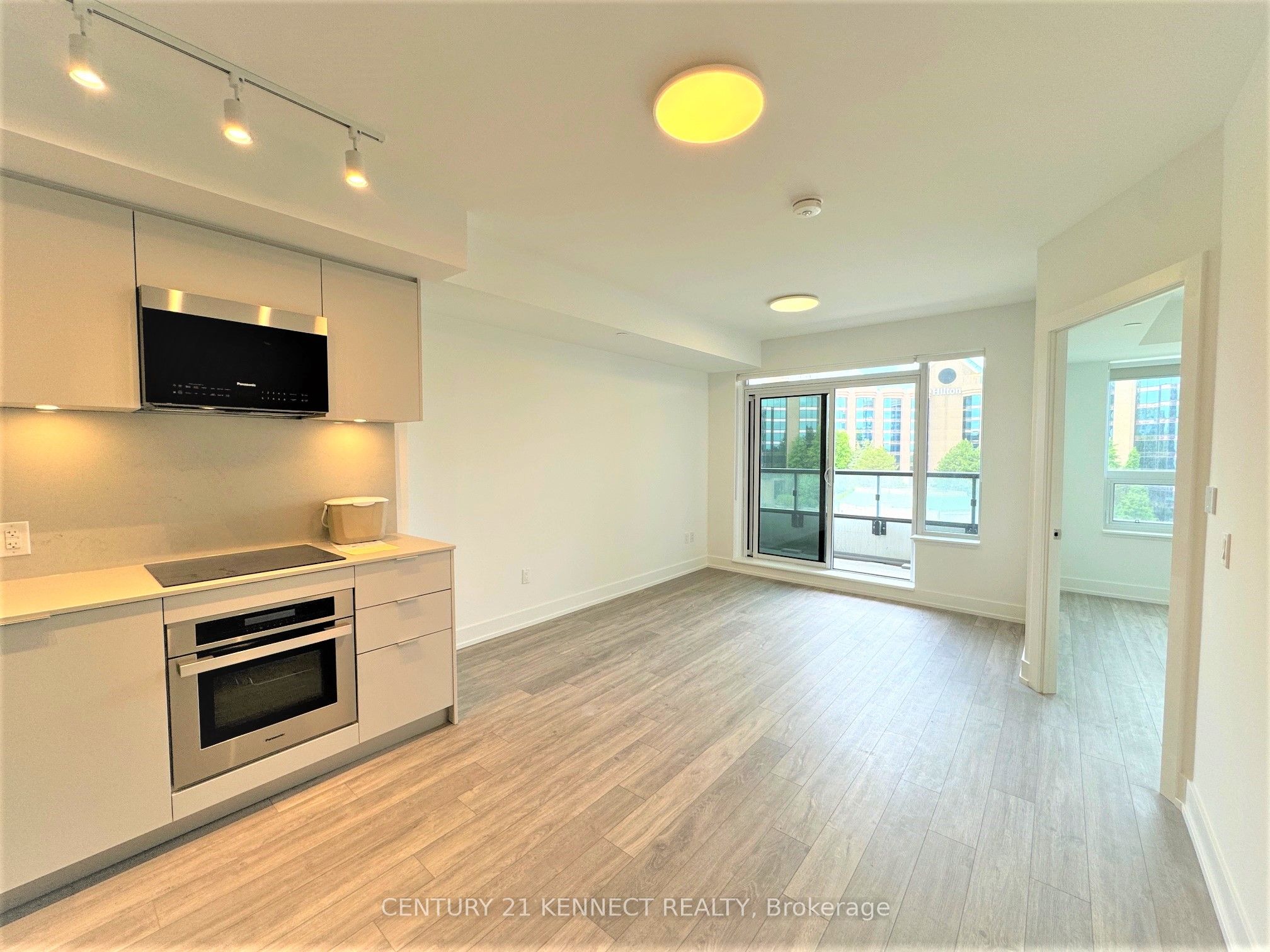 9 Clegg Road 912, Markham, ON L6G 0H3