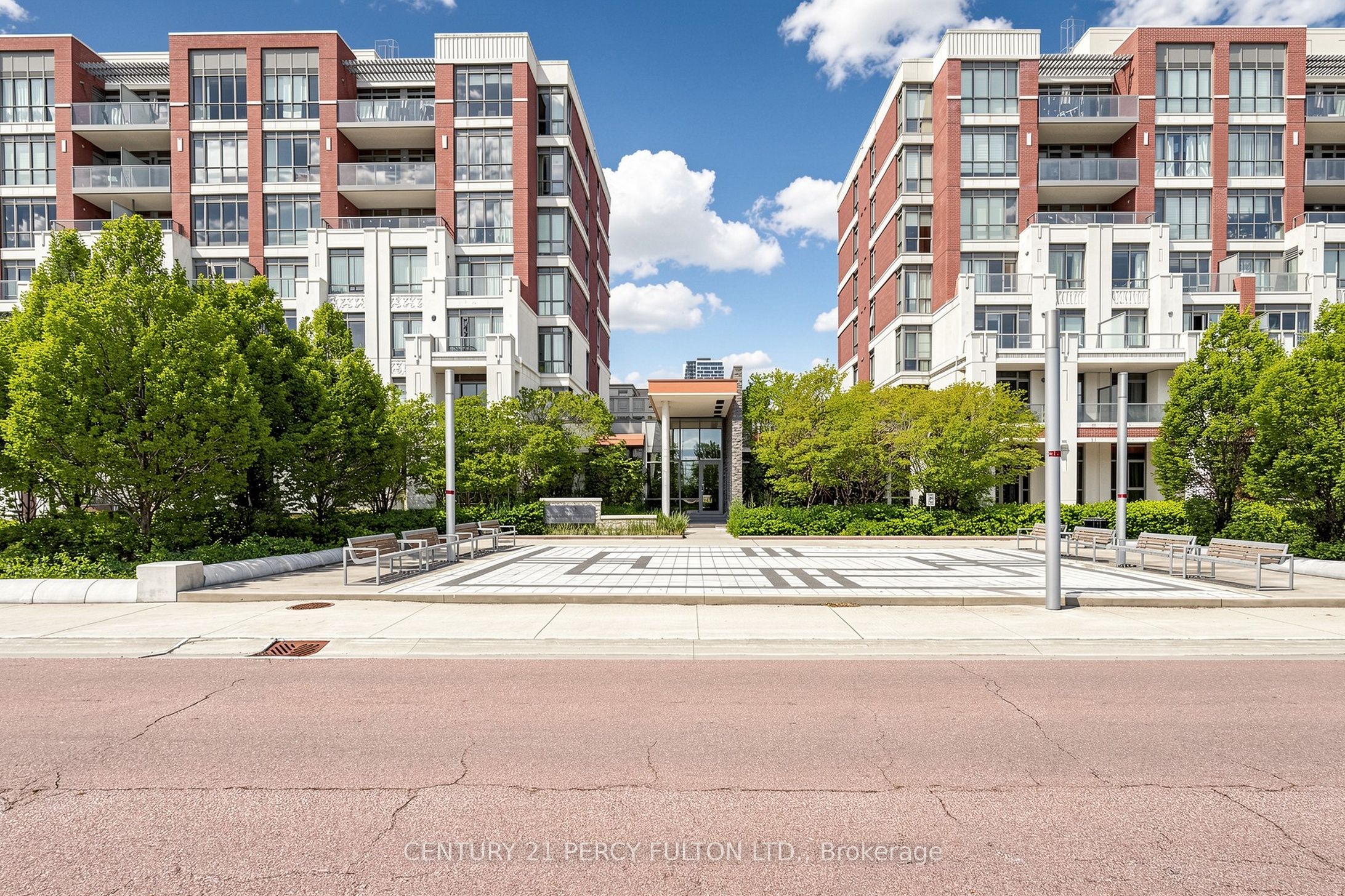 57 Upper Duke Crescent 102, Markham, ON L6G 0B9 photo 2