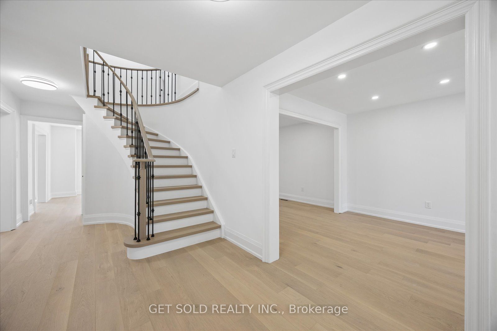 181 Brownridge Drive, Vaughan, ON L4J 7E4 photo 5
