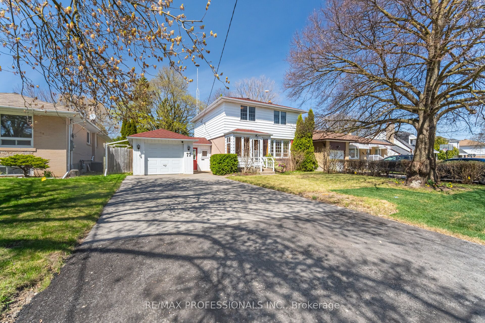 77 Bedford Park Avenue, Richmond Hill, ON L4C 2N9 photo 4