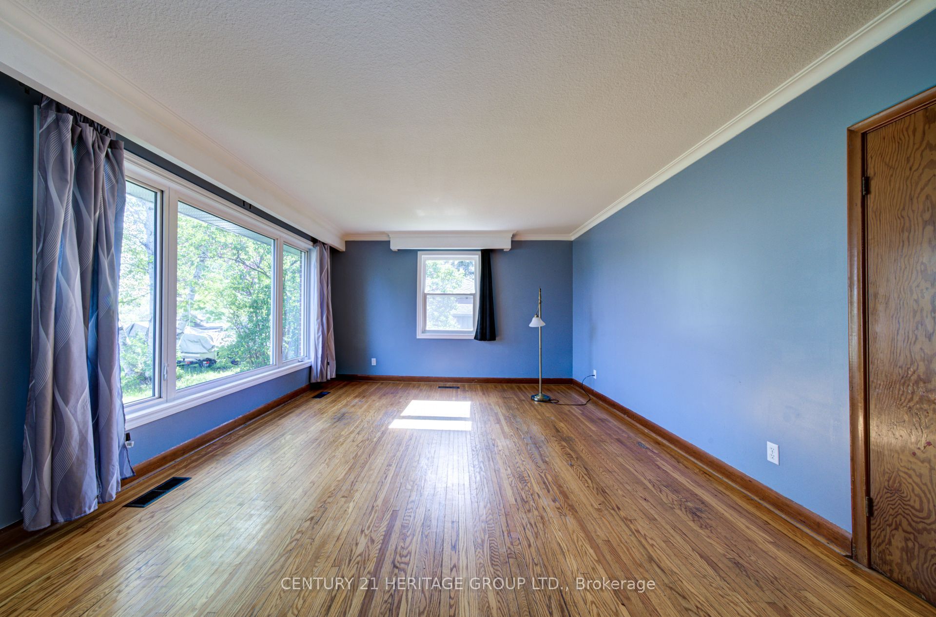 1654 Metro Road N, Georgina, ON L0E 1S0 photo 4