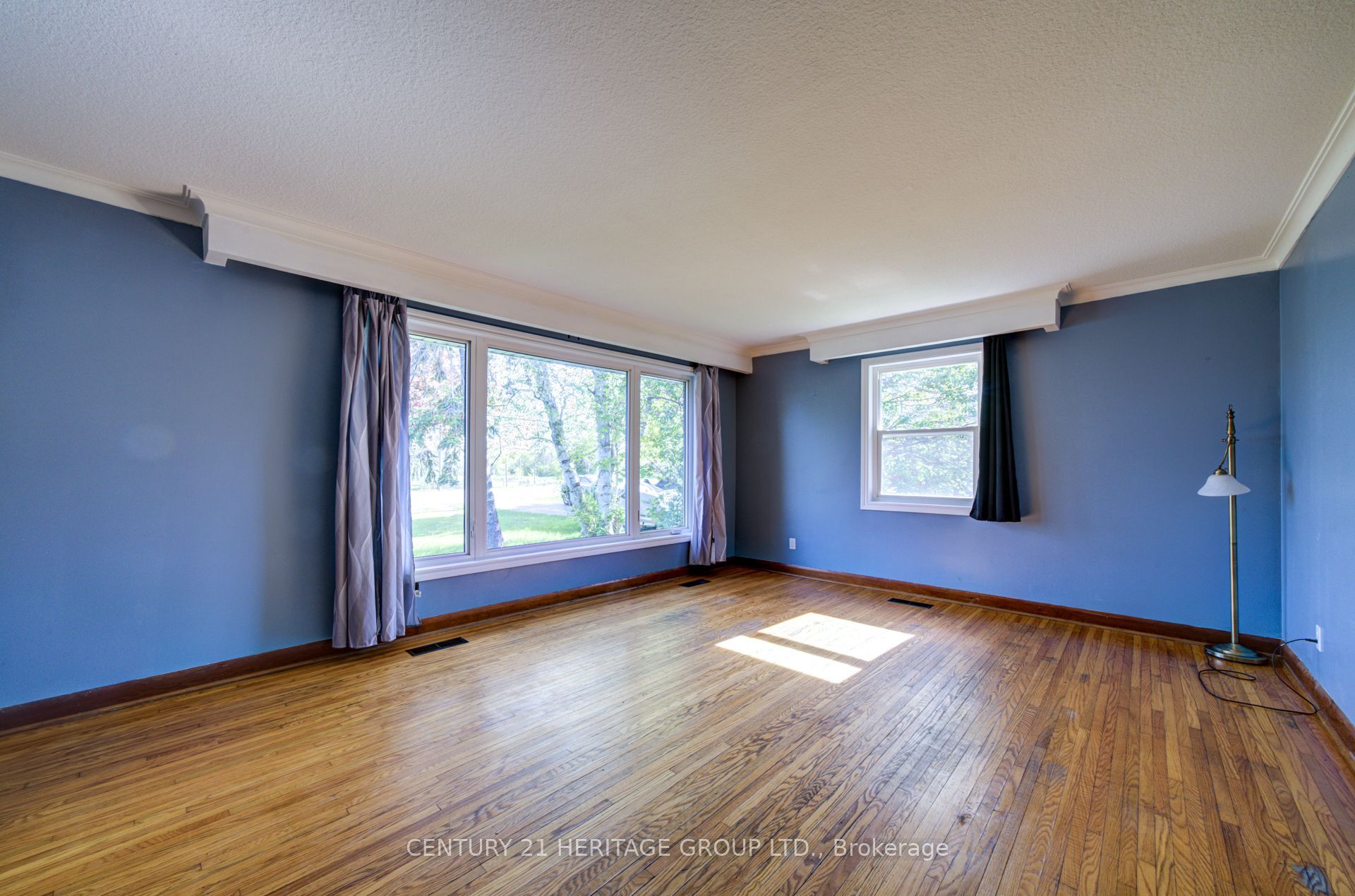 1654 Metro Road N, Georgina, ON L0E 1S0 photo 5