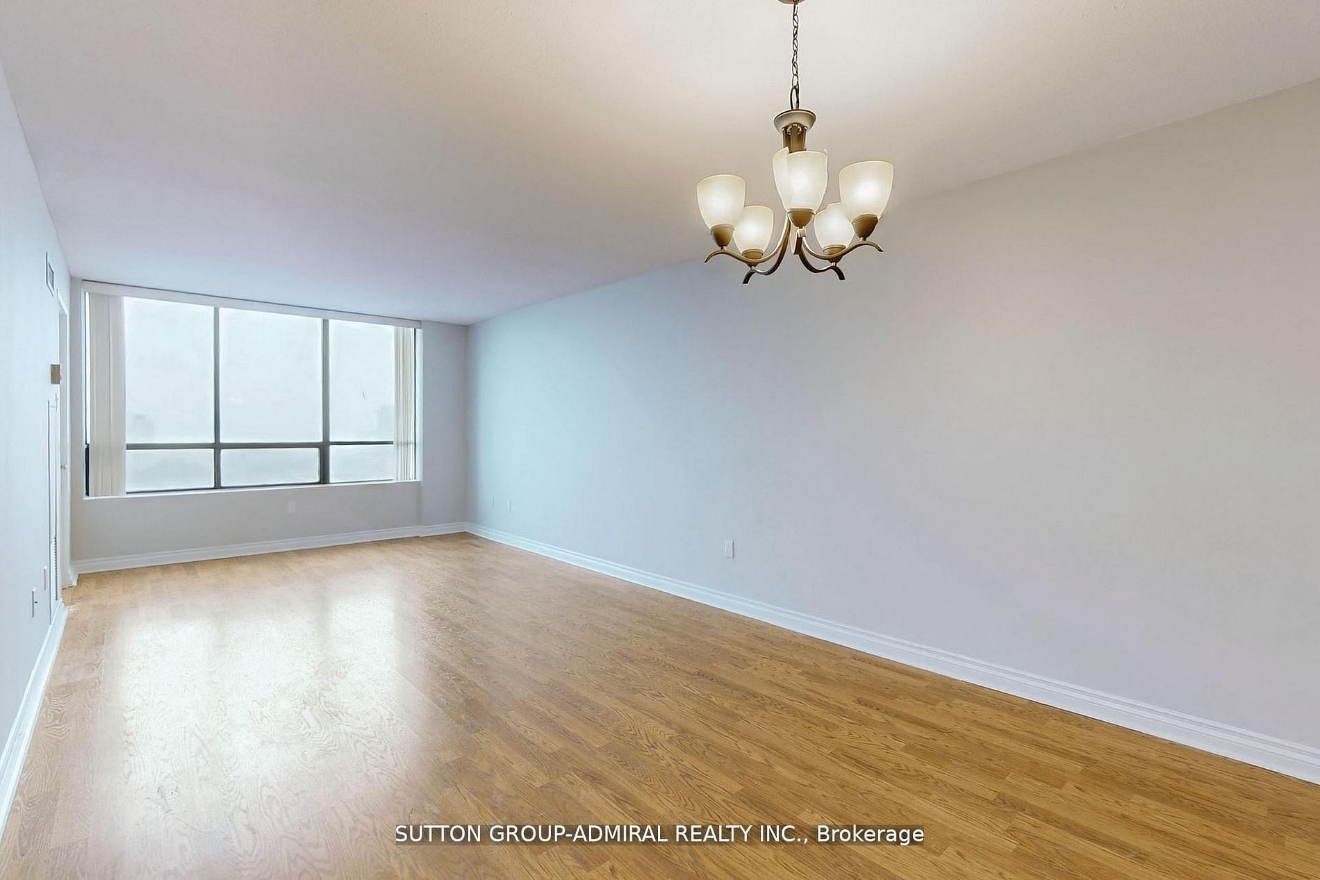 7601 Bathurst Street 1107, Vaughan, ON L4J 4H5 photo 3