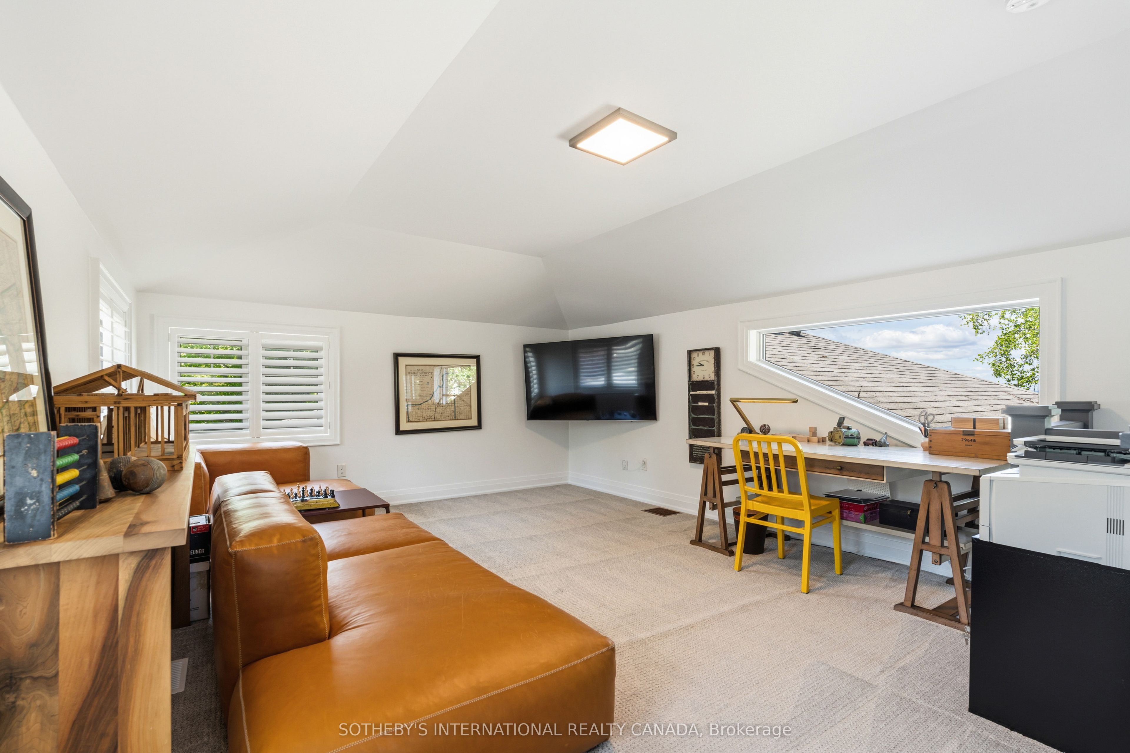 170 Hedge Road, Georgina, ON L0E 1R0