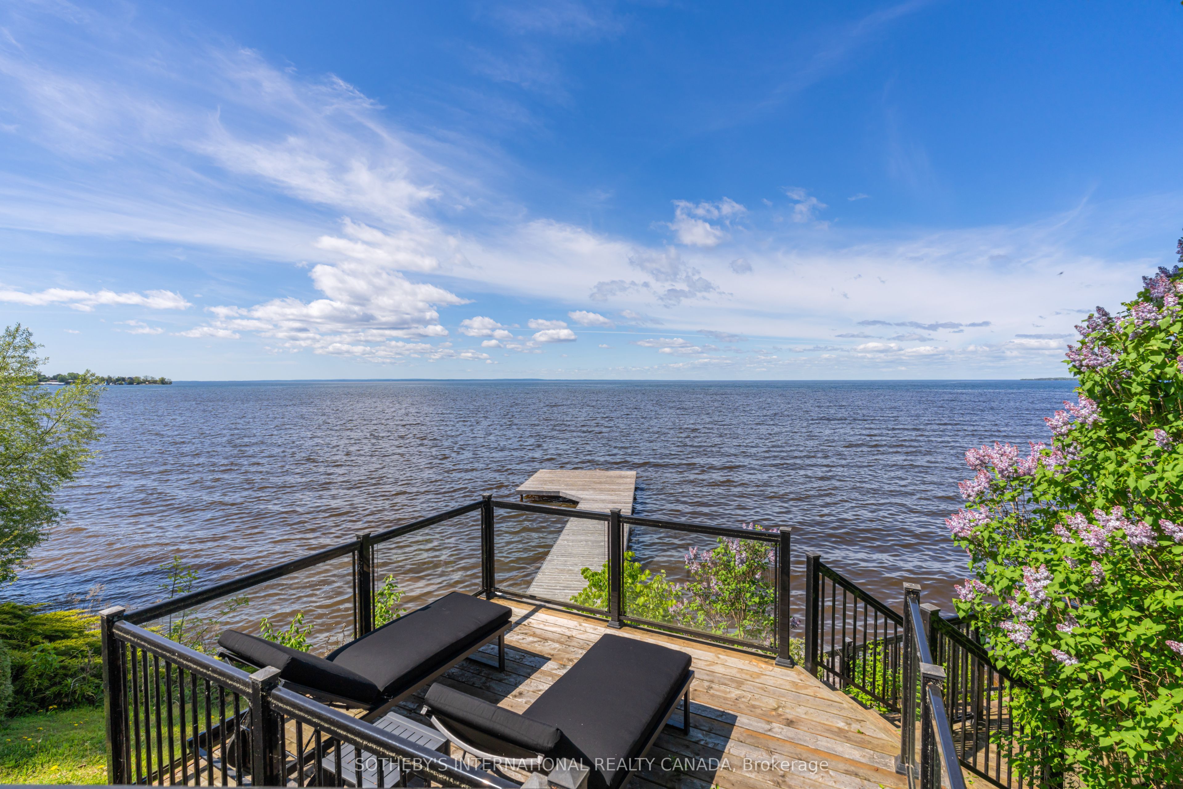 170 Hedge Road, Georgina, ON L0E 1R0 photo 2