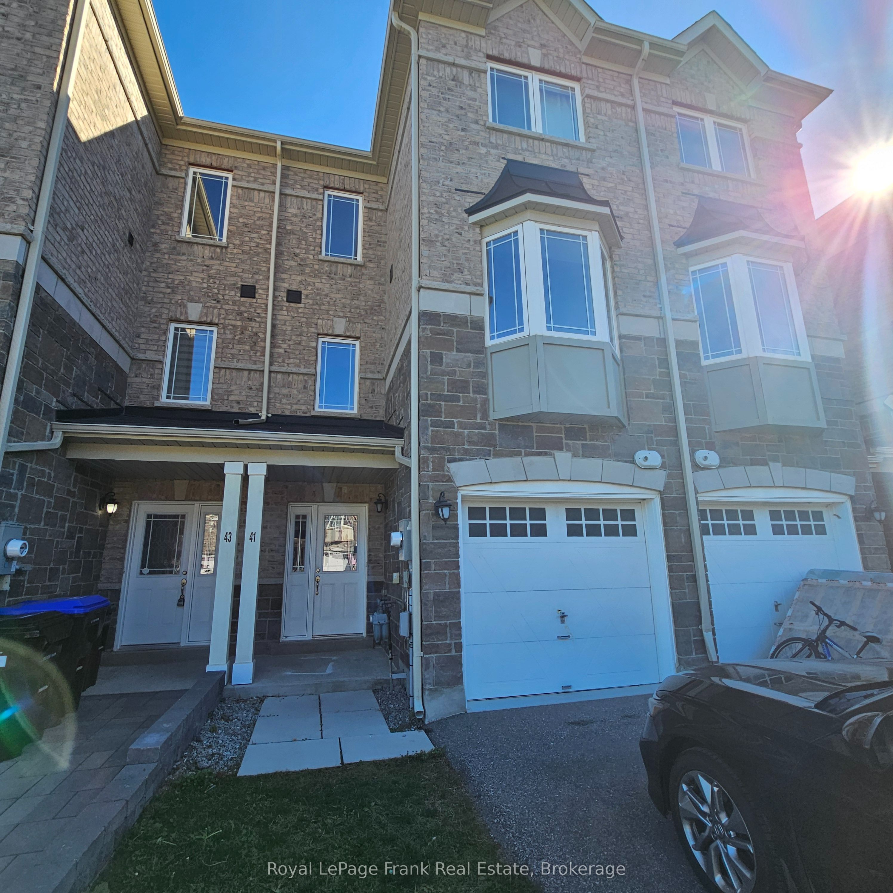 41 Milson Crescent, Essa, ON L0M 1B4 photo 2