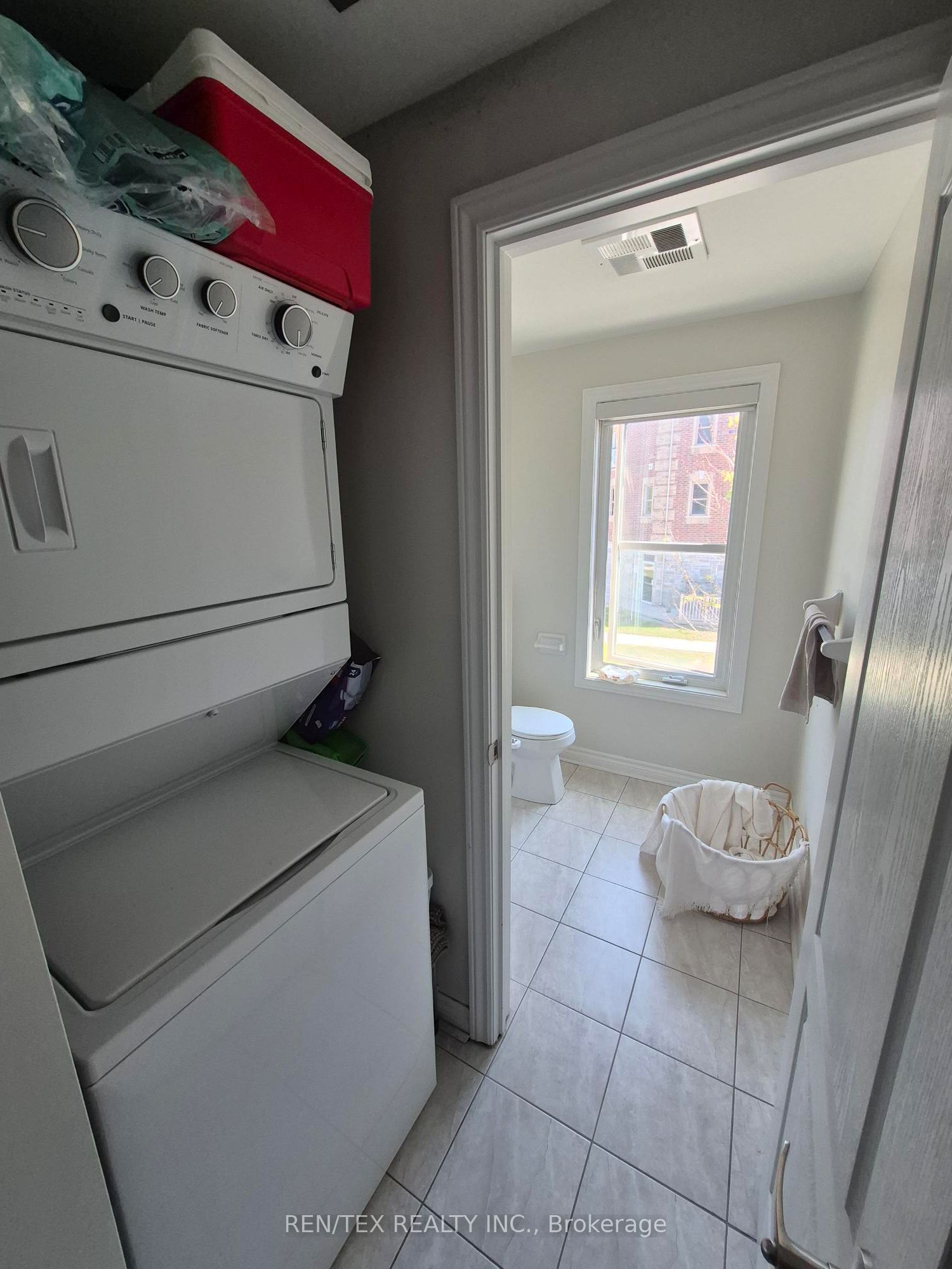 3905 Major Mackenzie Drive 217, Vaughan, ON L4H 4J9 photo 5