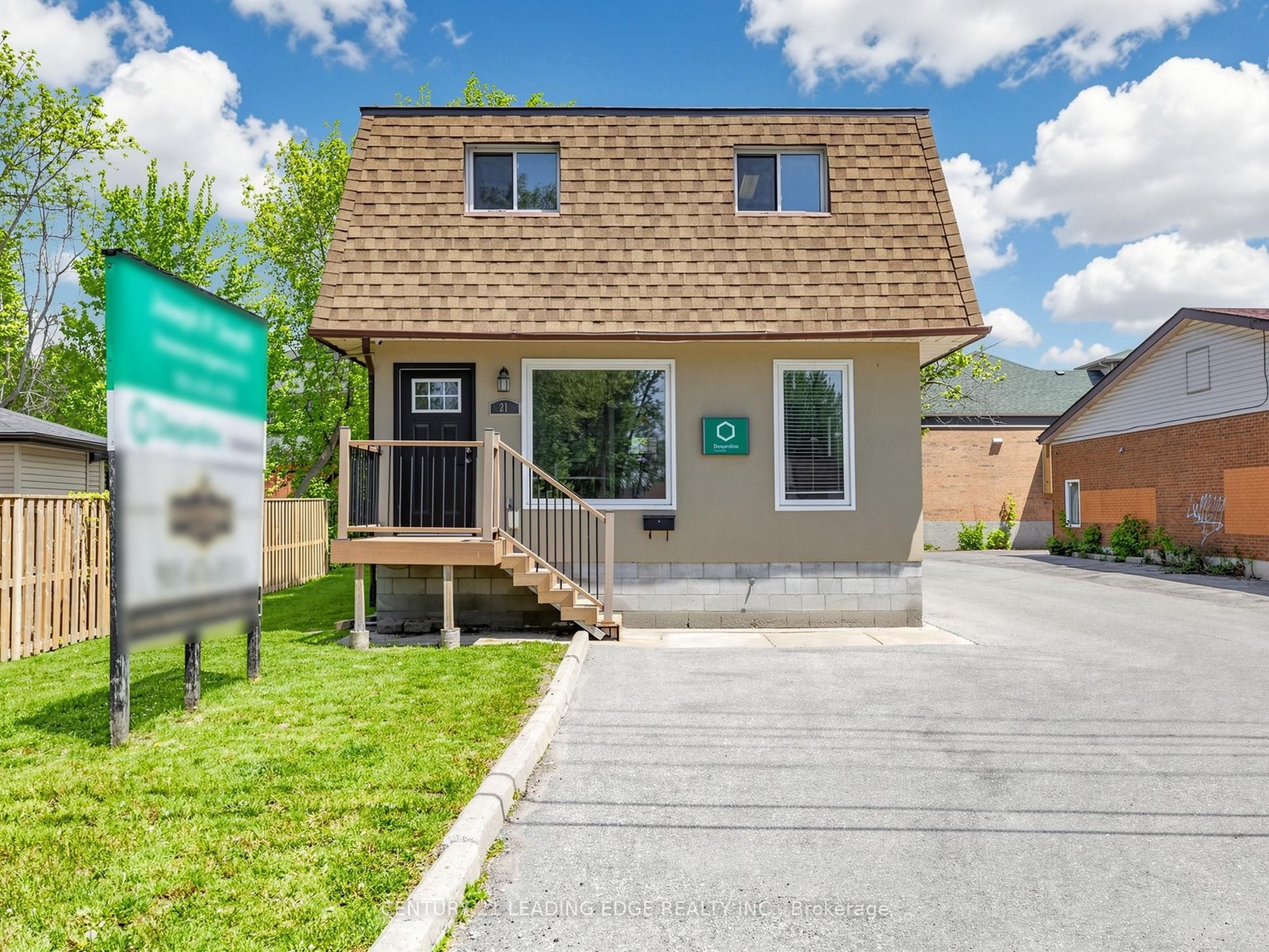 21 Metro Road S, Georgina, ON L4P 1V7 photo 2