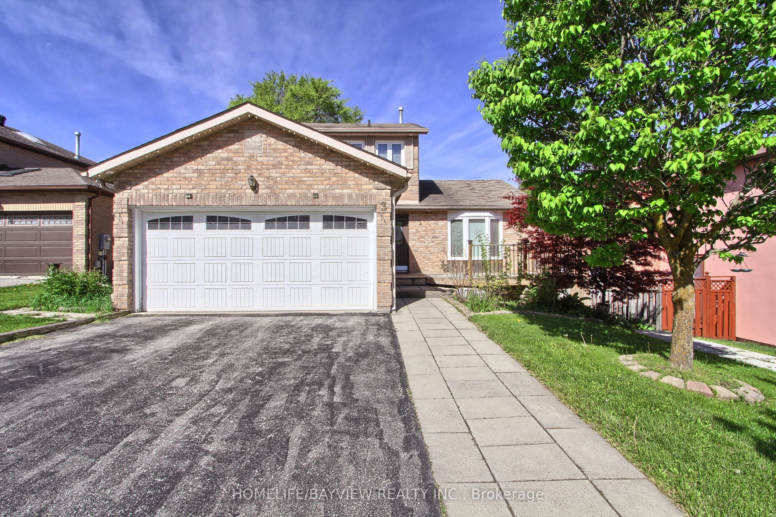 3 Tower Court, Bradford West Gwillimbury, ON L3Z 2V2 photo 2