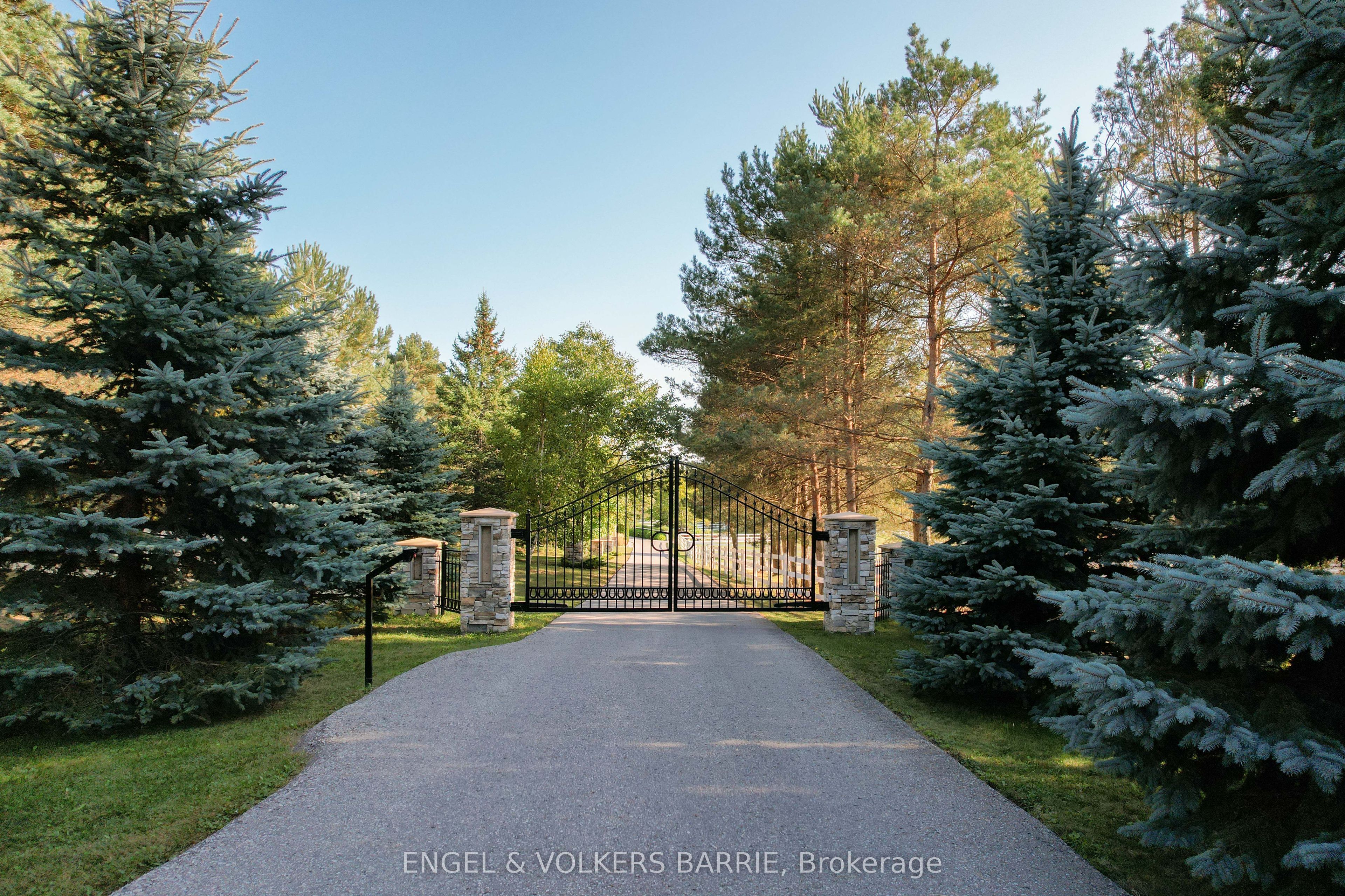 419 Goodwood Road, Uxbridge, ON L9P 1R4 photo 2