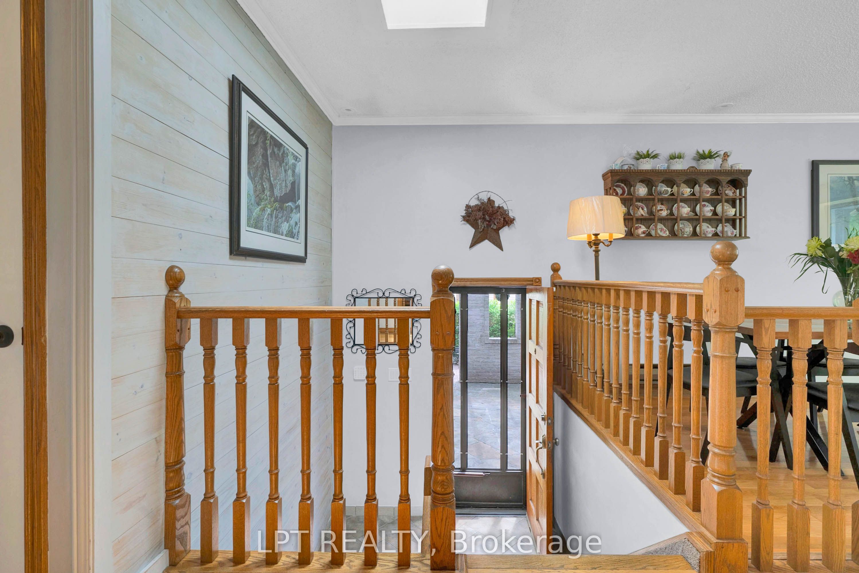 233 Sand Road, East Gwillimbury, ON L9N 1K1 photo 5