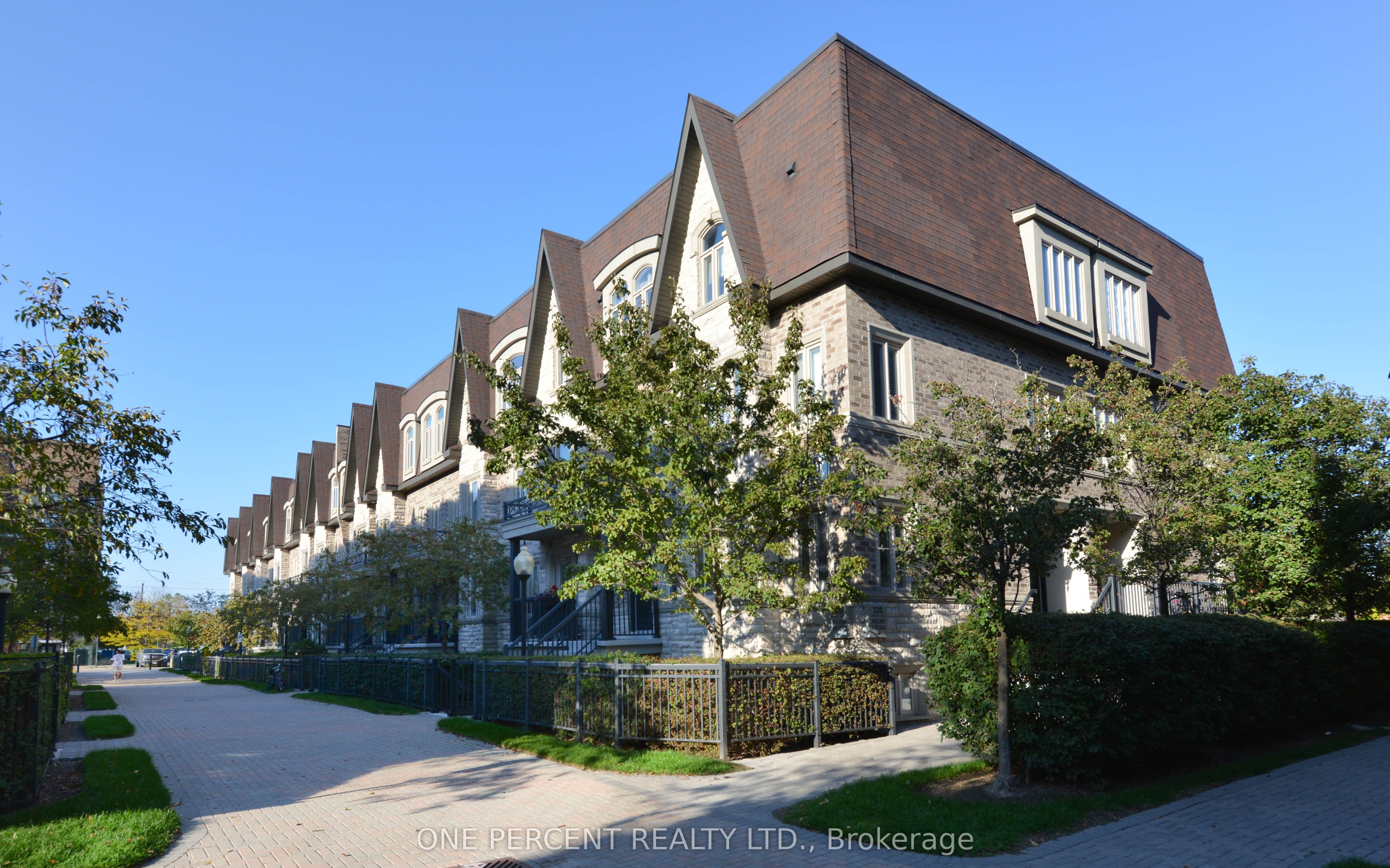 320 John Street 201, Markham, ON L3T 0B1
