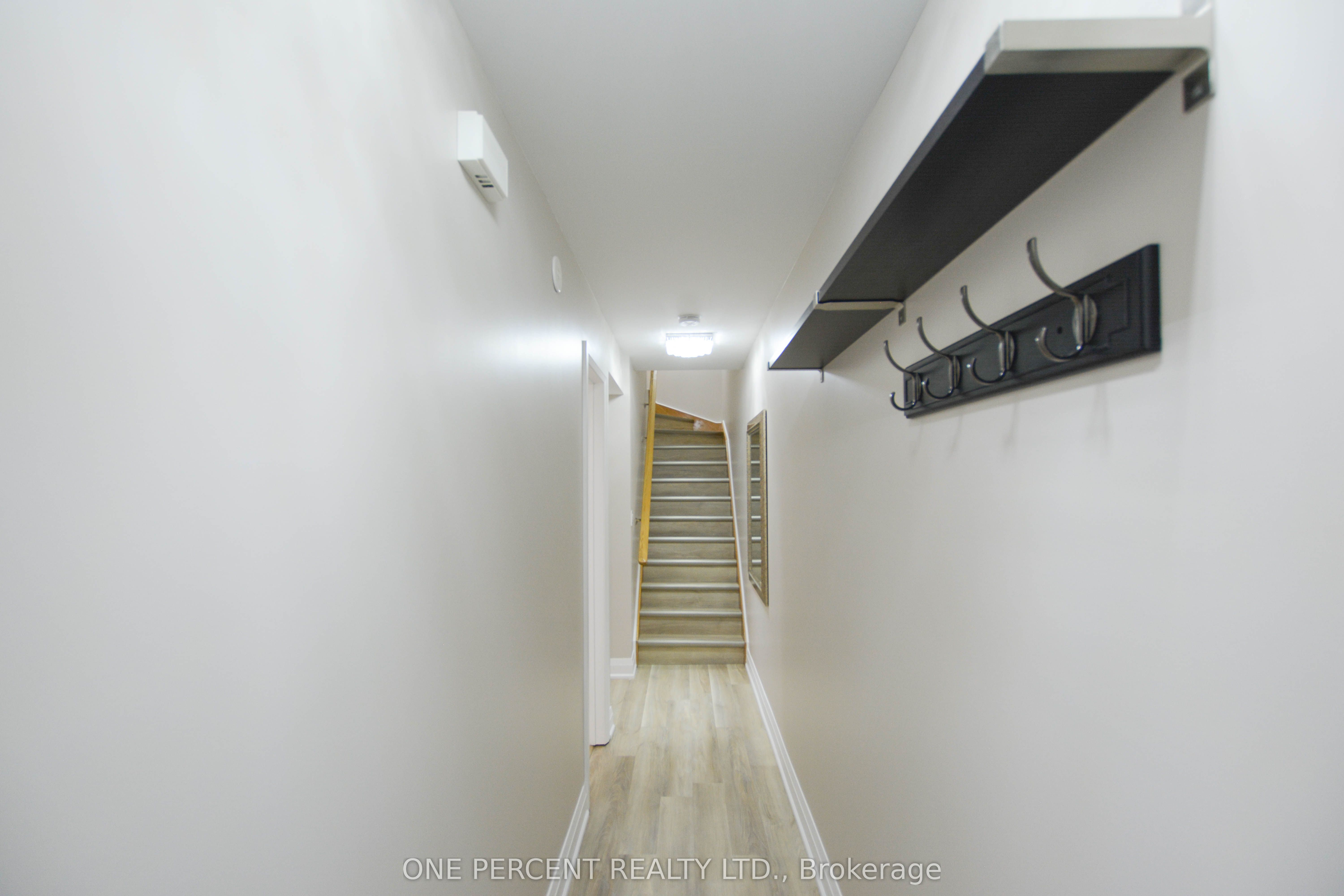 320 John Street 201, Markham, ON L3T 0B1 photo 5