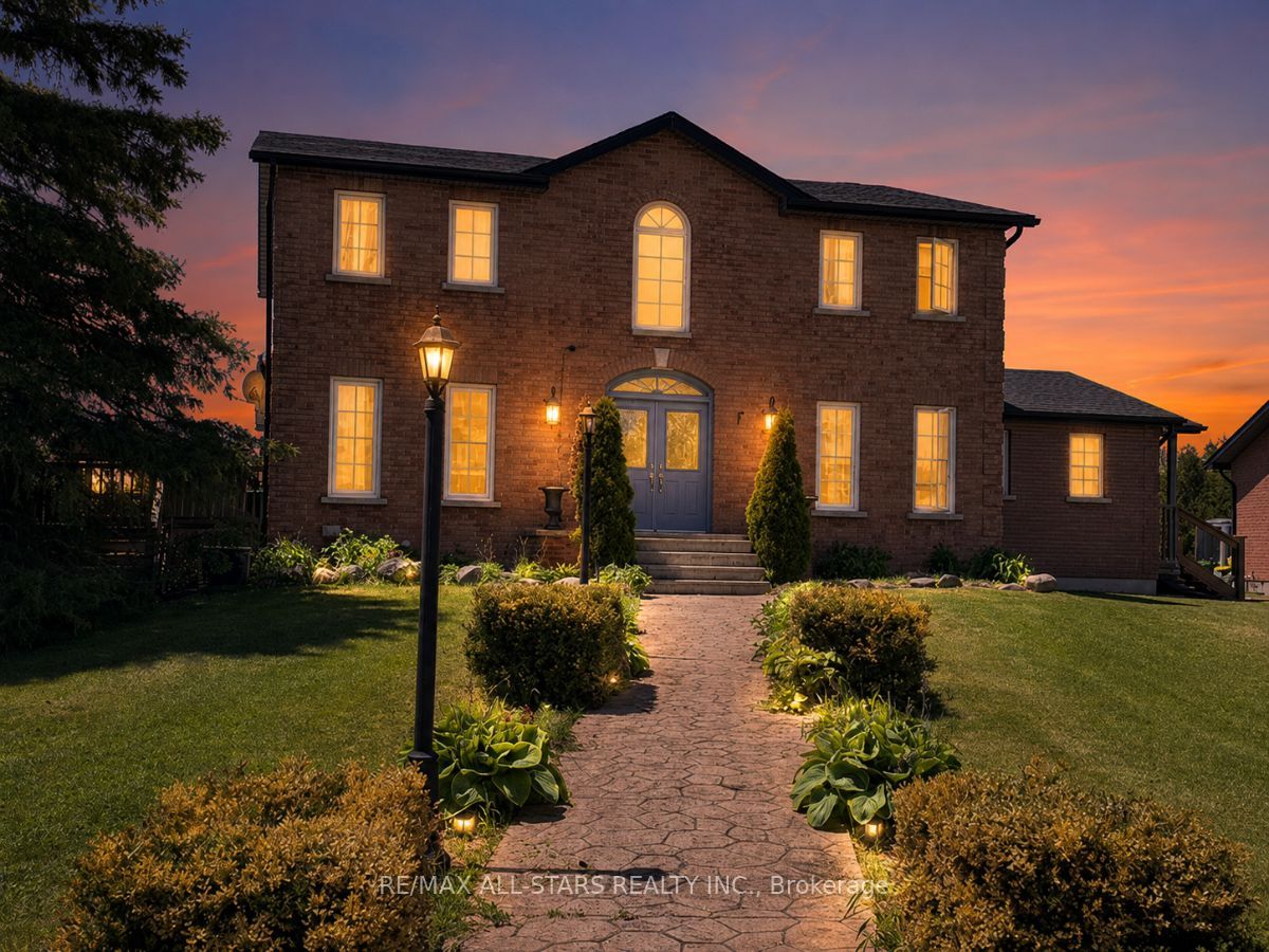 25472 Lakeridge Road, Georgina, ON L0E 1N0