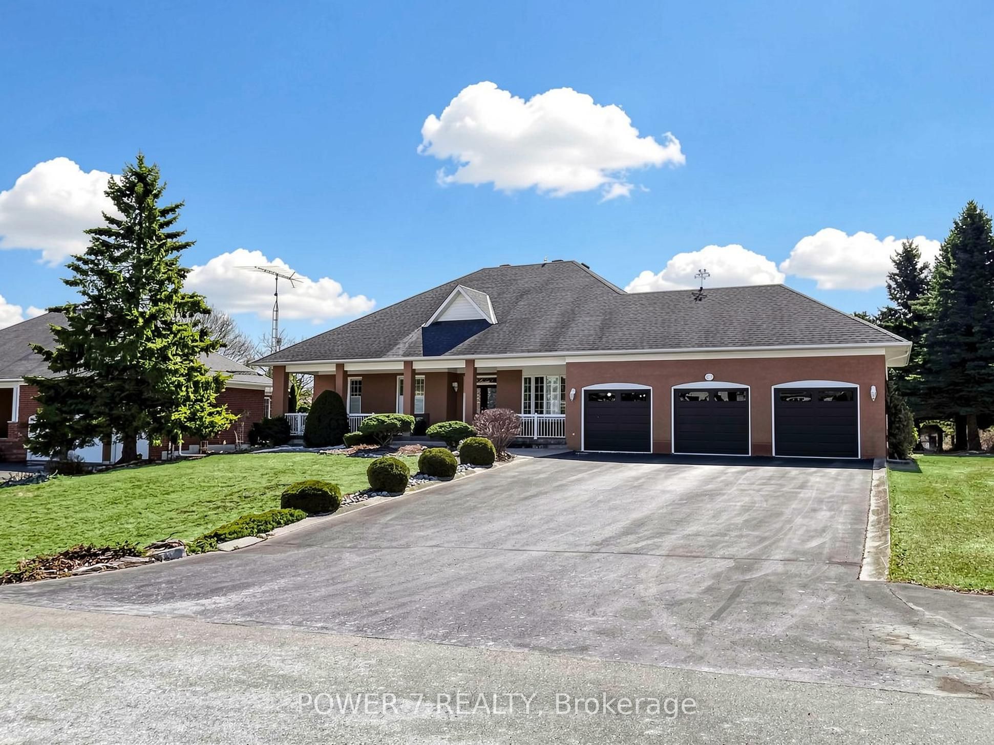 49 Pettet Road, Whitchurch-Stouffville, ON L4A 3J2 photo 3