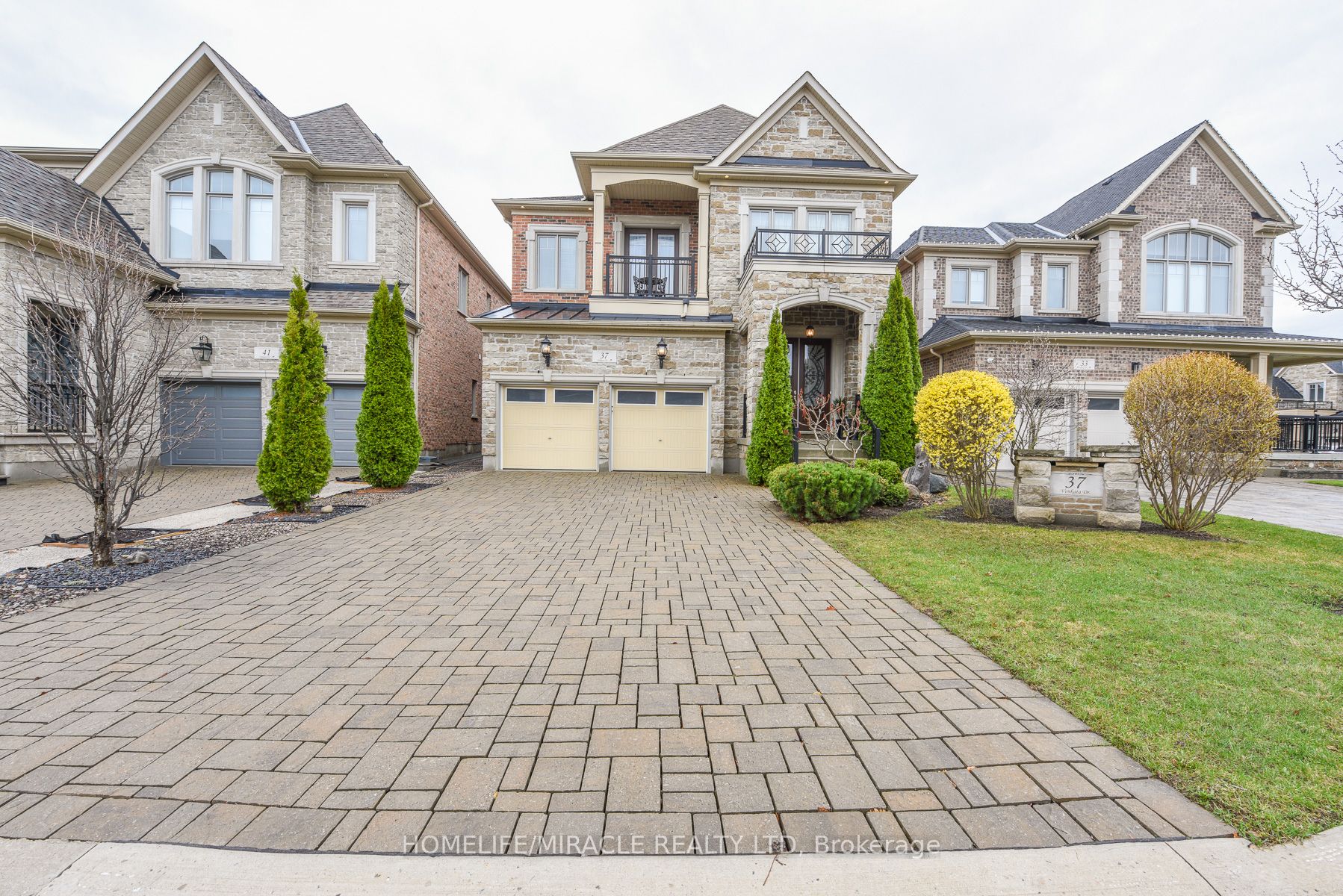 37 Venkata Drive, Vaughan, ON L4H 3X9