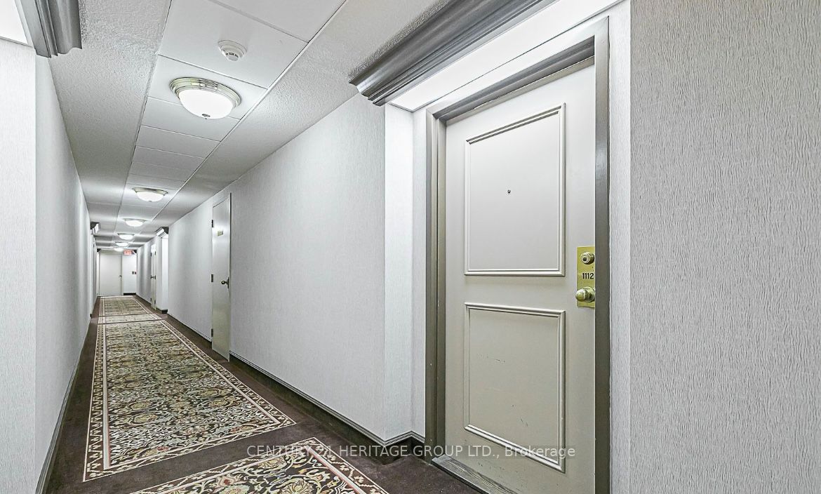 270 Davis Drive 1112, Newmarket, ON L3Y 8K2 photo 4