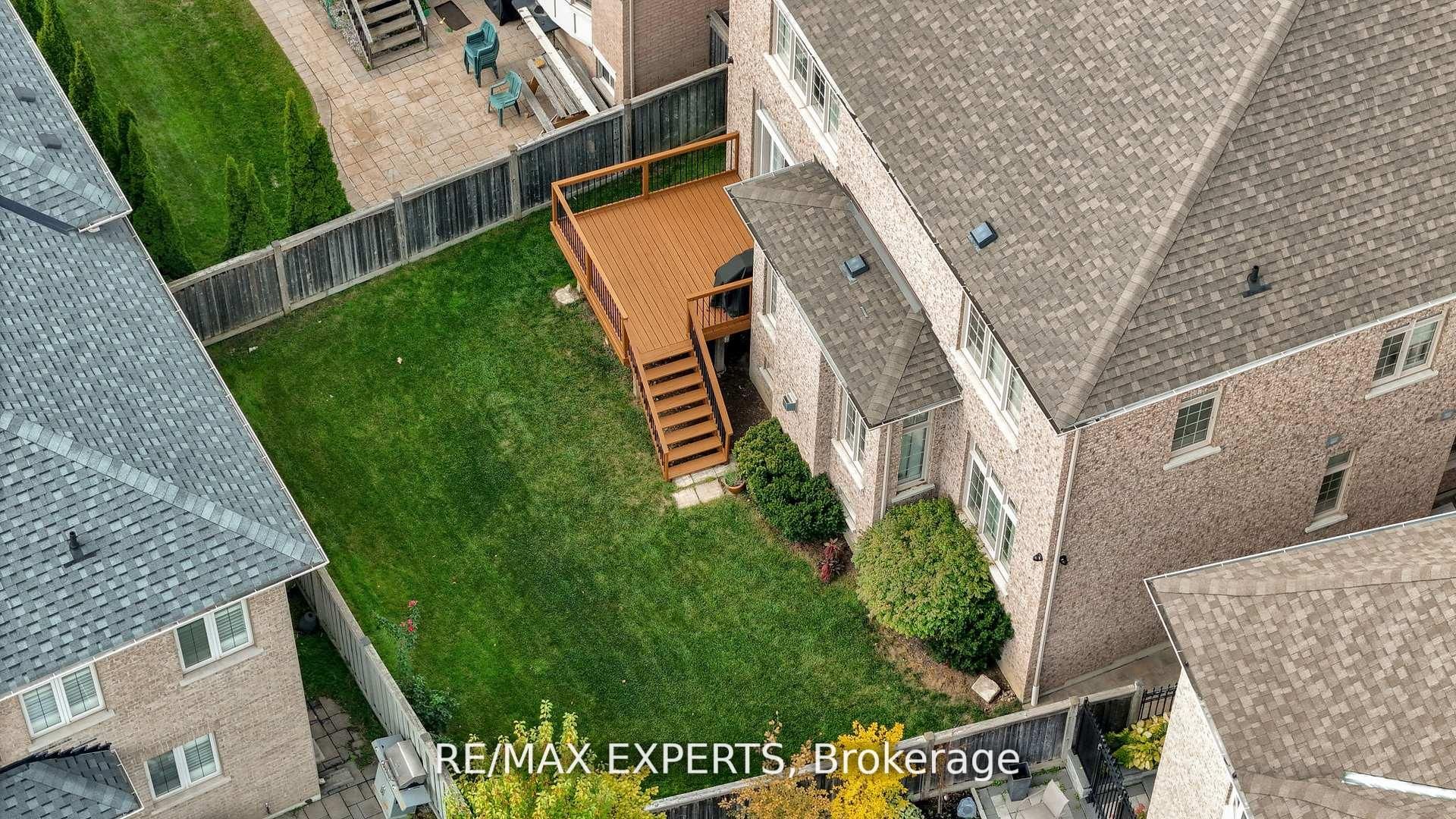 134 Orleans Circle, Vaughan, ON L4H 0V3 photo 4