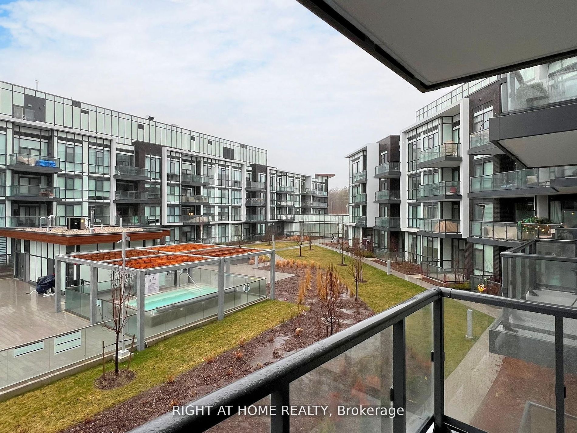 415 Sea Ray Avenue 224, Innisfil, ON L9S 0R5 photo 4