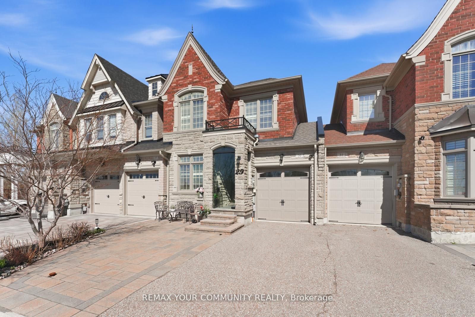 29 Spring Hill Drive, King, ON L7B 0B4 photo 4